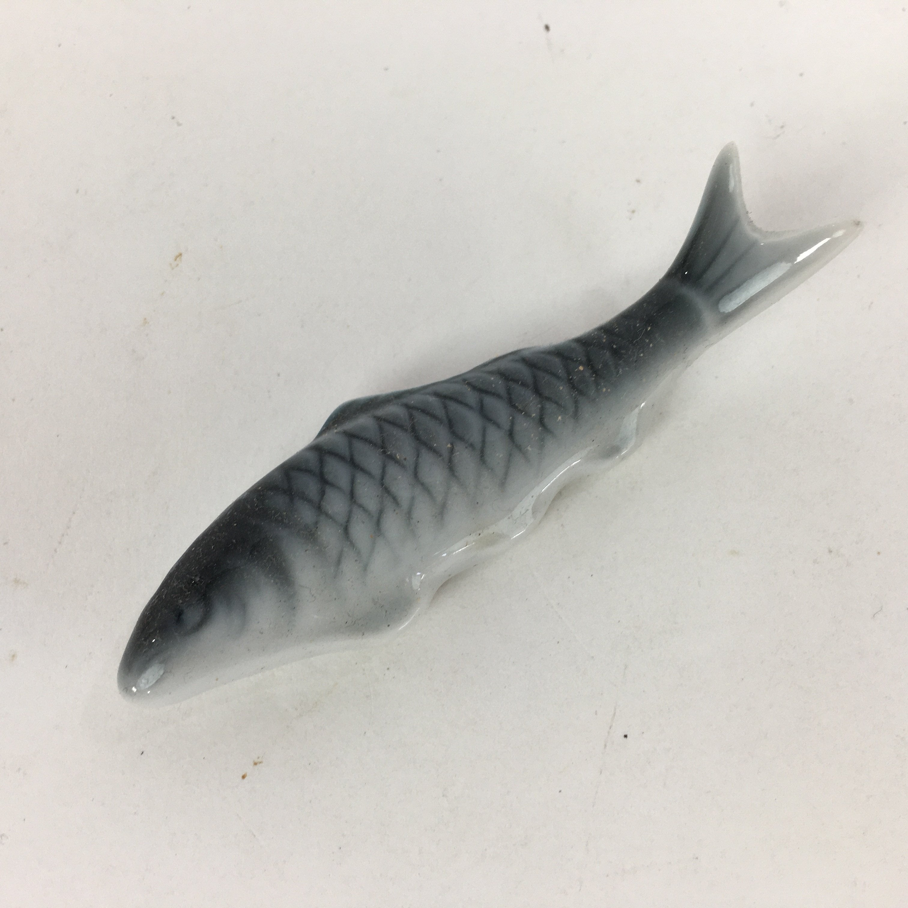 Japanese Porcelain Chopstick Rest Holder Vtg Gray Fish Shape Hashioki CR217