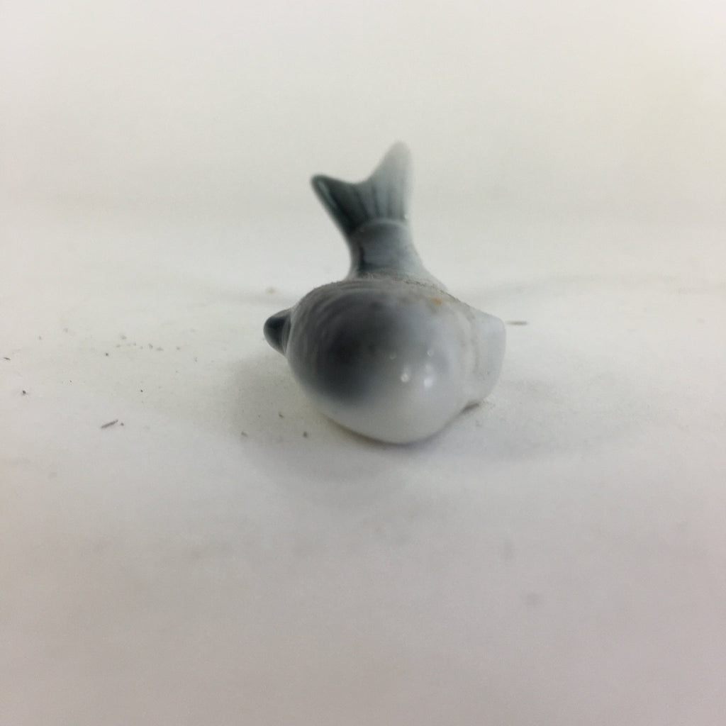 Japanese Porcelain Chopstick Rest Holder Vtg Gray Fish Shape Hashioki CR218