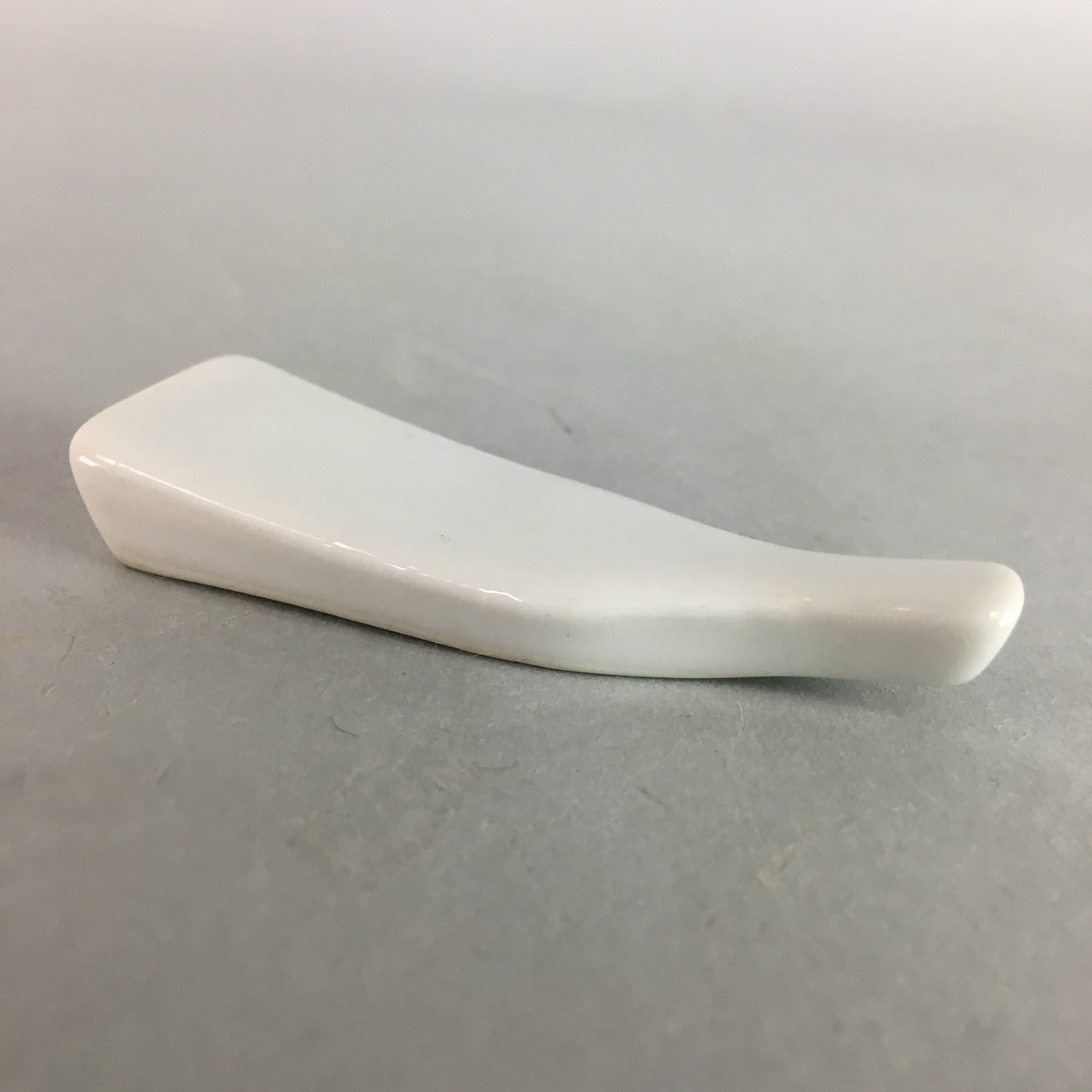 Japanese Porcelain Chopstick Rest Holder Vtg Hagoita White Paddle Handmade CR186