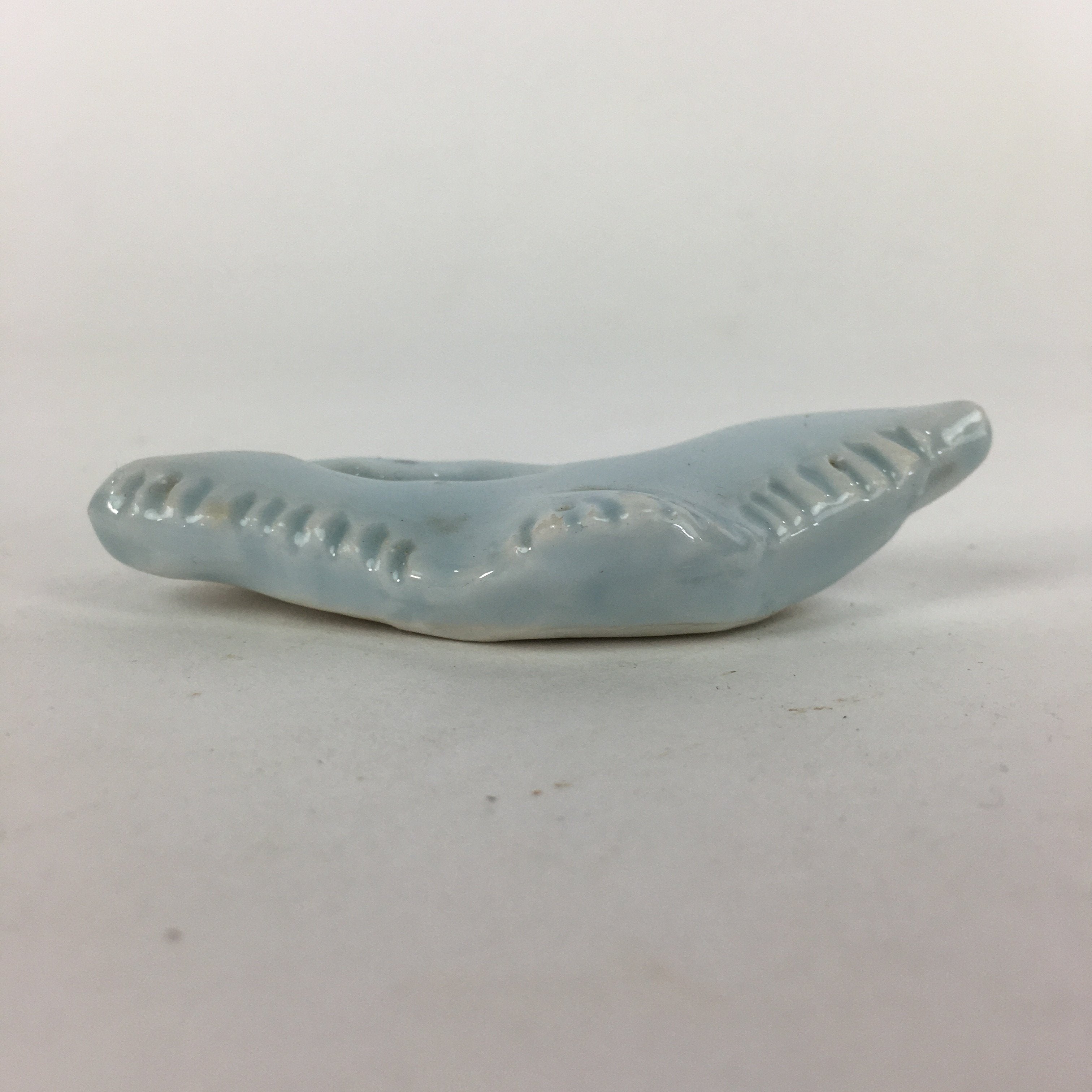 Japanese Porcelain Chopstick Rest Holder Vtg Light Blue Crane Hashioki CR235