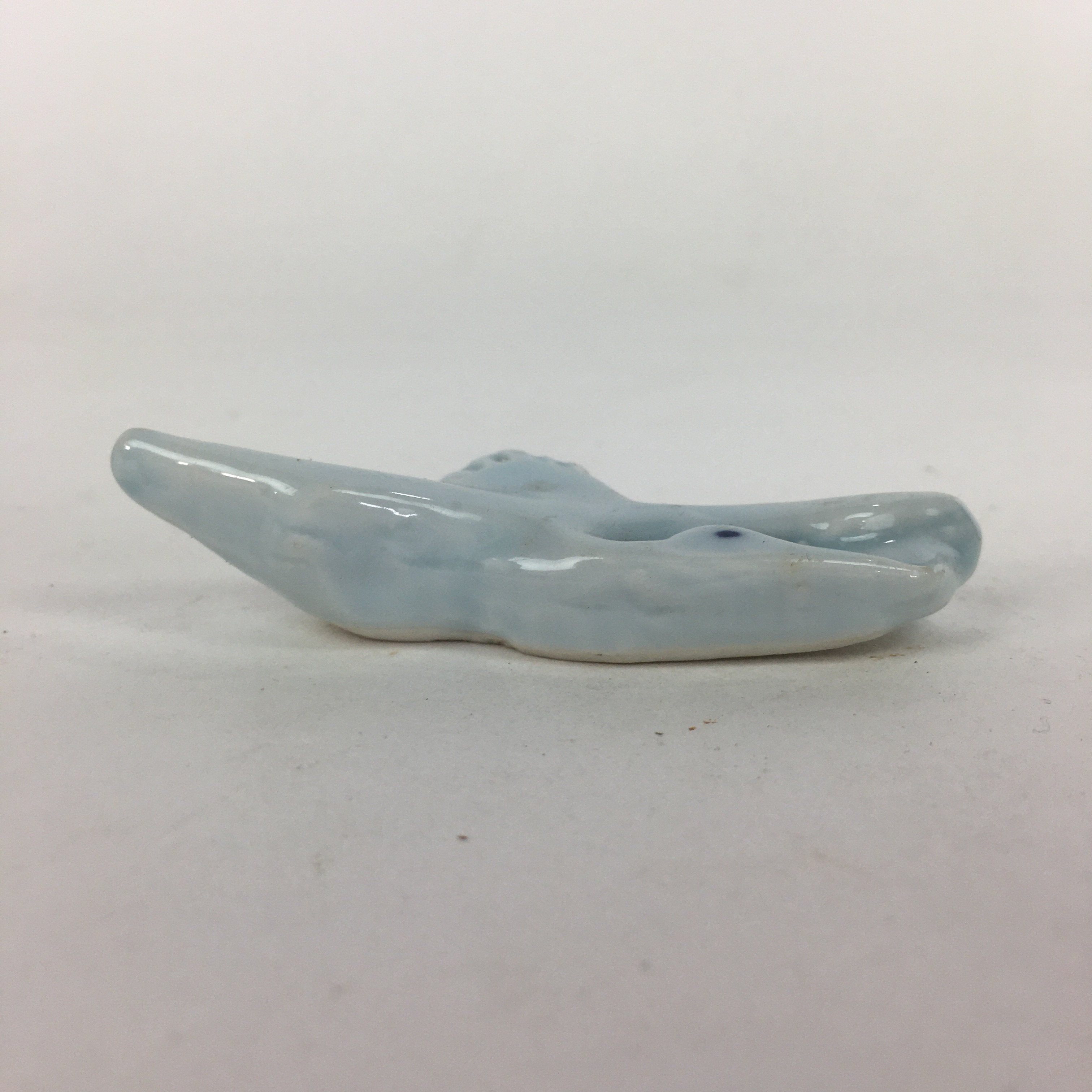 Japanese Porcelain Chopstick Rest Holder Vtg Light Blue Crane Hashioki CR235