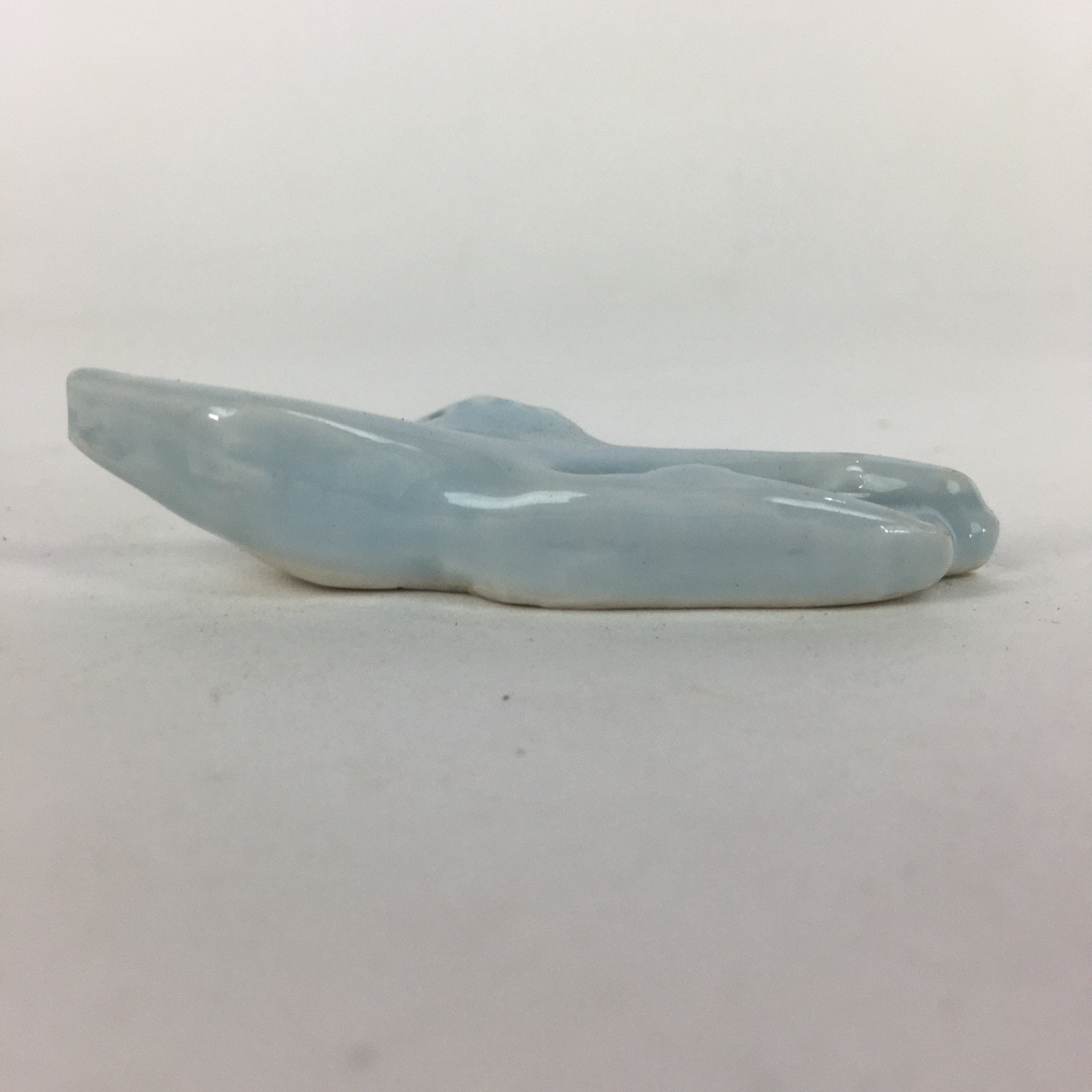 Japanese Porcelain Chopstick Rest Holder Vtg Light Blue Crane Hashioki CR237