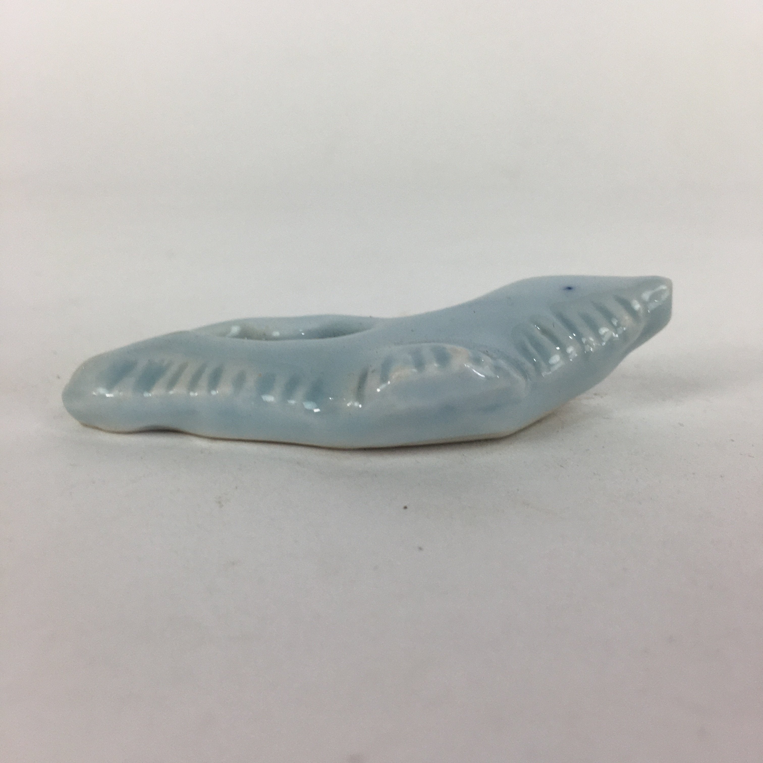 Japanese Porcelain Chopstick Rest Holder Vtg Light Blue Crane Hashioki CR237