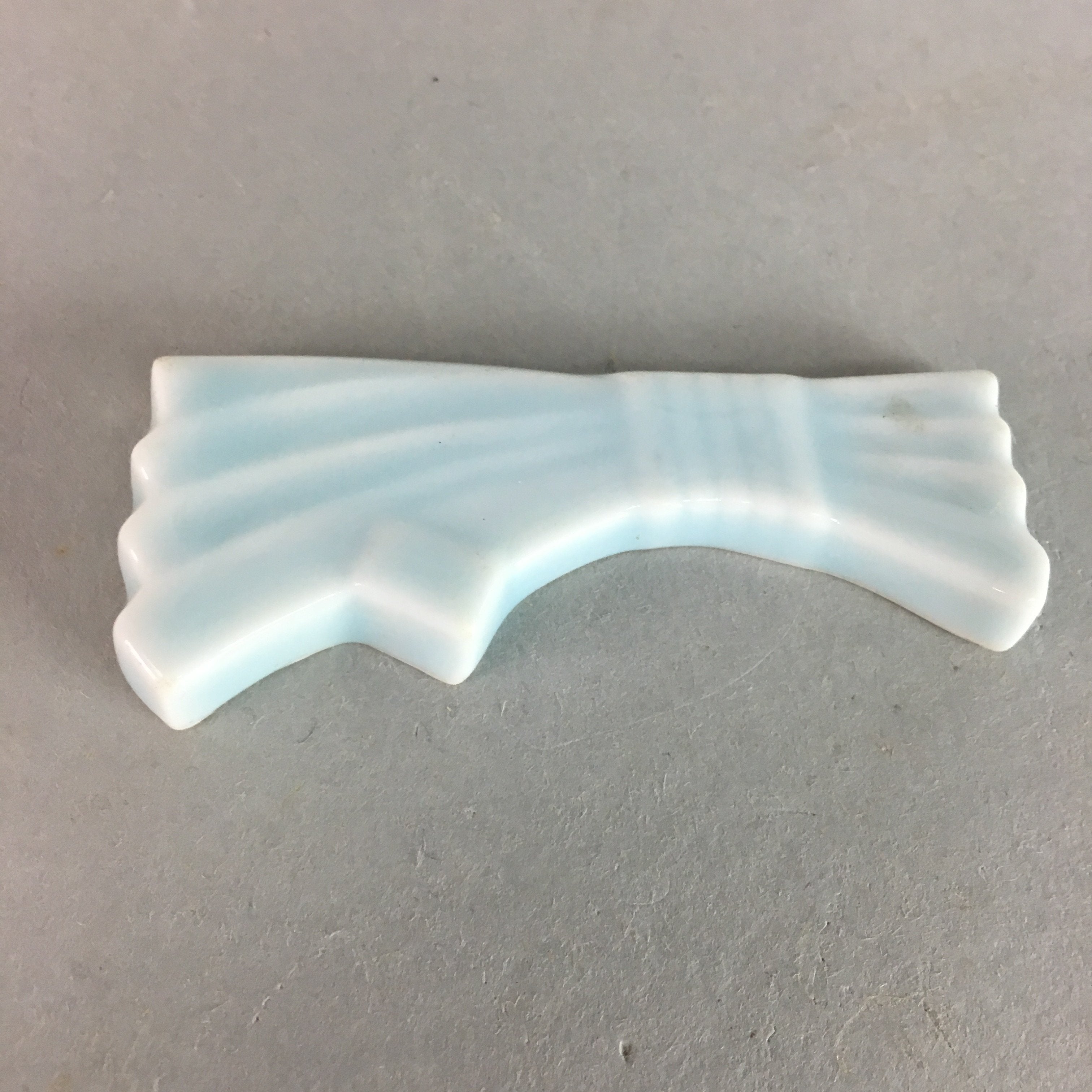 Japanese Porcelain Chopstick Rest Holder Vtg Ribbon Shape Handmade CR181