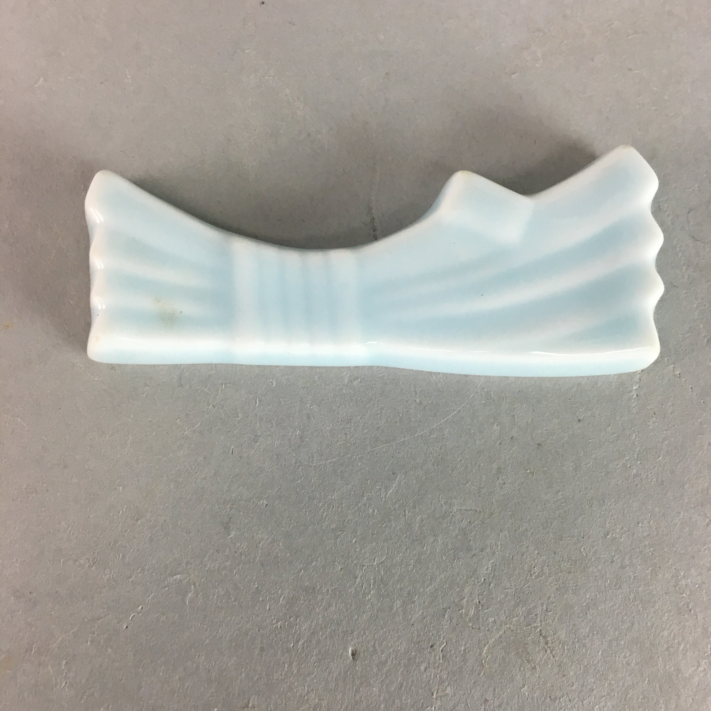 Japanese Porcelain Chopstick Rest Holder Vtg Ribbon Shape Handmade CR181