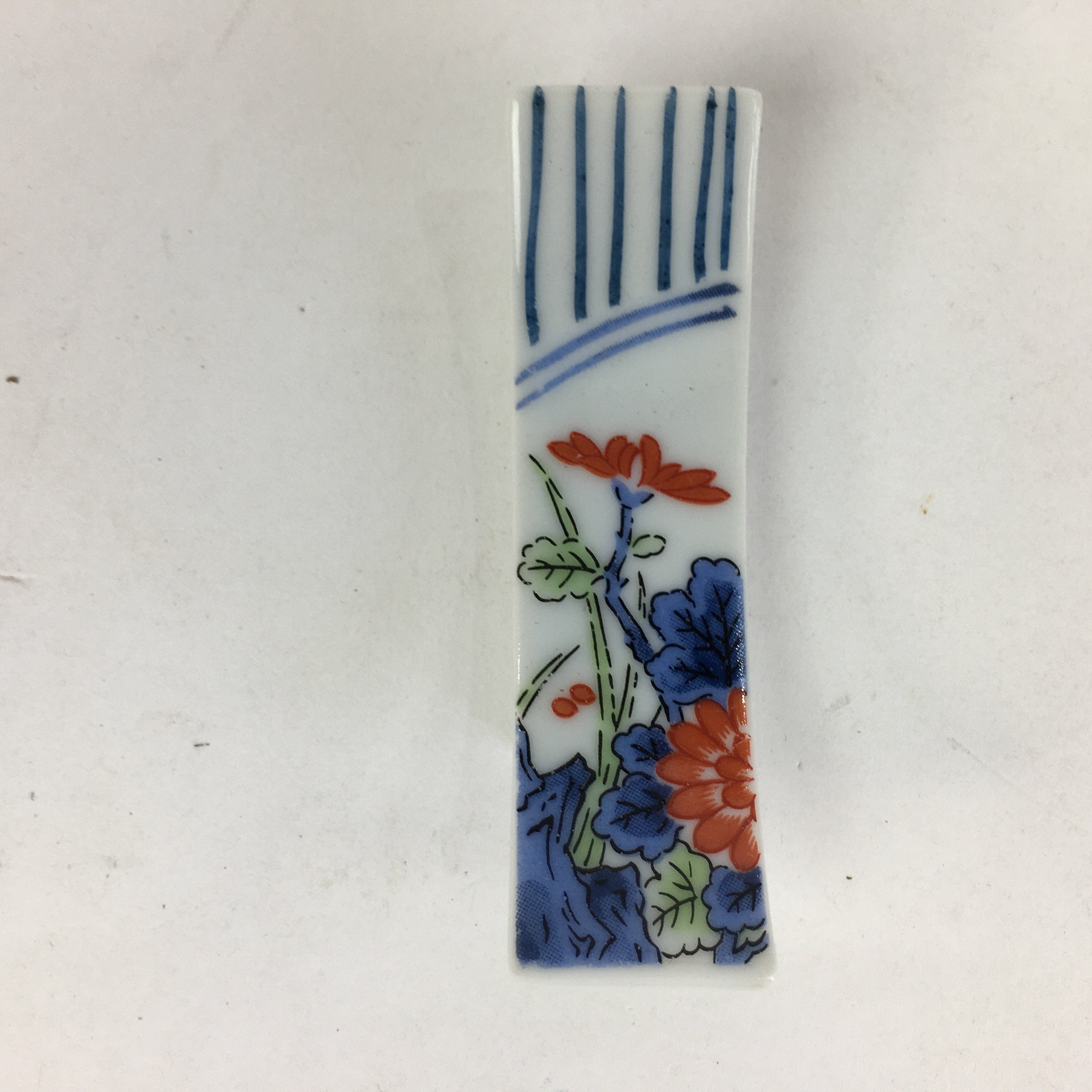 Japanese Porcelain Chopstick Rest Holder Vtg Sometsuke Red Chrysanthemum CR209