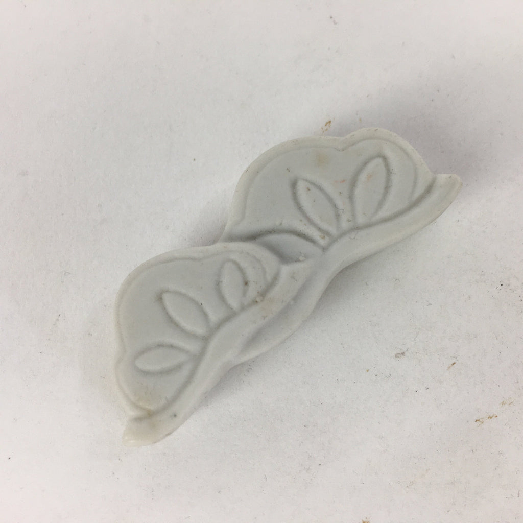 Japanese Porcelain Chopstick Rest Holder Vtg White Pine Tree Shape Hashioki CR25