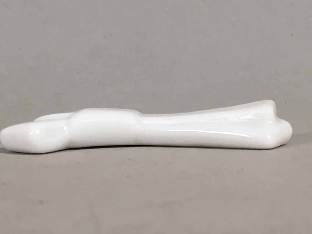 Japanese Porcelain Chopstick Rest Holder Vtg White Tie String Ribbon CR192