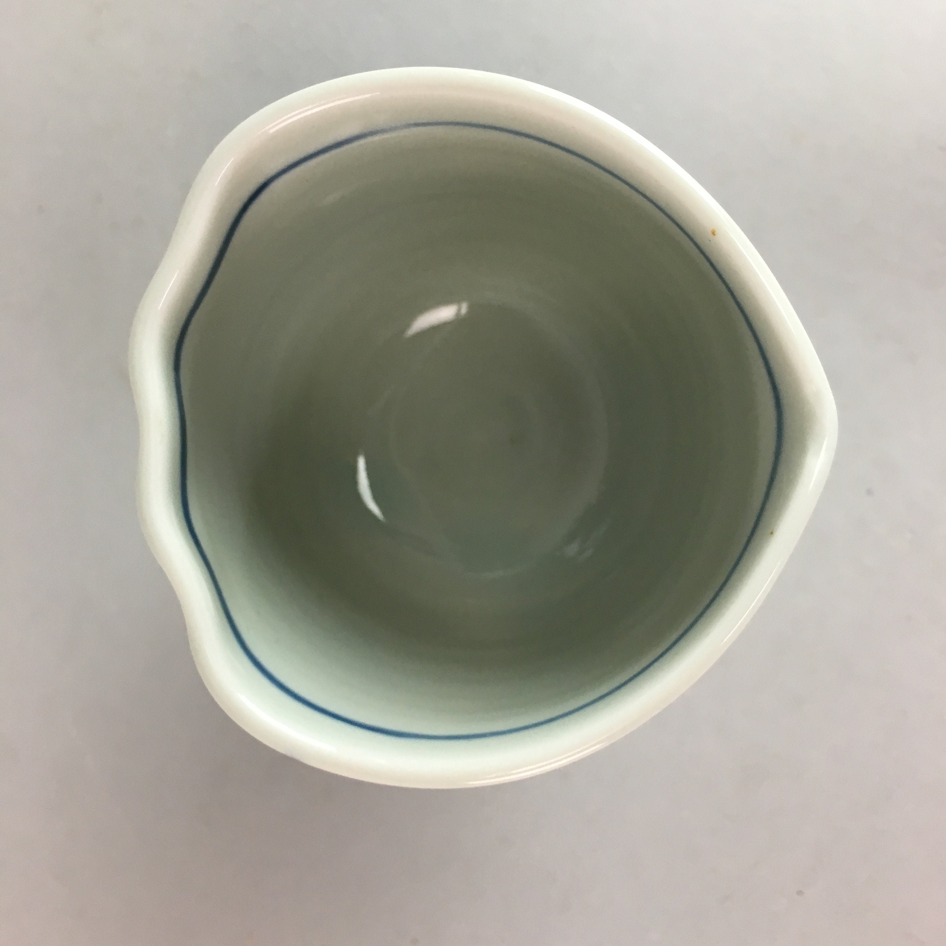 Japanese Porcelain Cup Sauce Dressing Pot Vtg Blue and White Sometsuke PT747