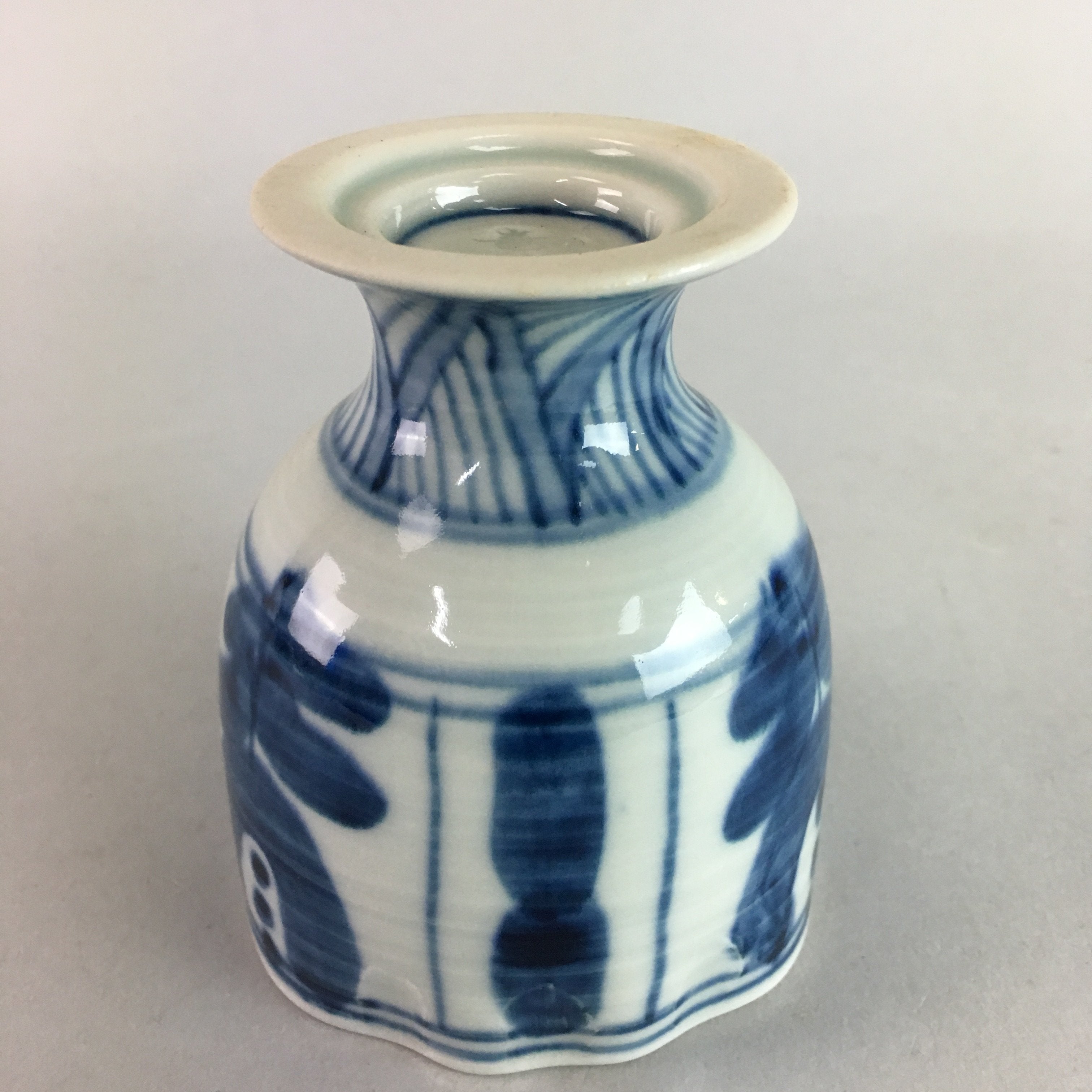 Japanese Porcelain Cup Sauce Dressing Pot Vtg Blue and White Sometsuke PT748