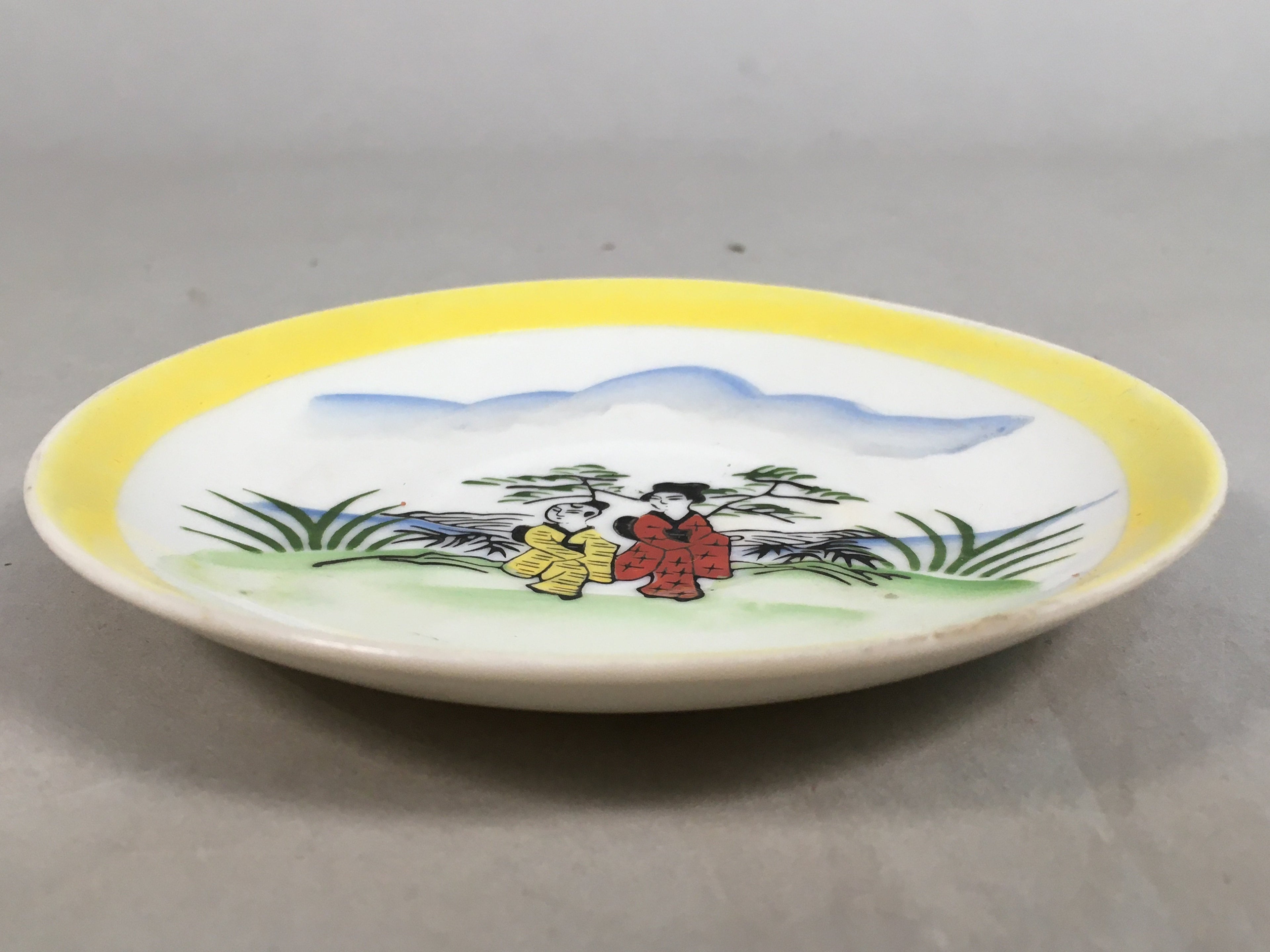 Japanese Porcelain Drink Saucer Vtg Chataku Coaster Kimono Round PP377