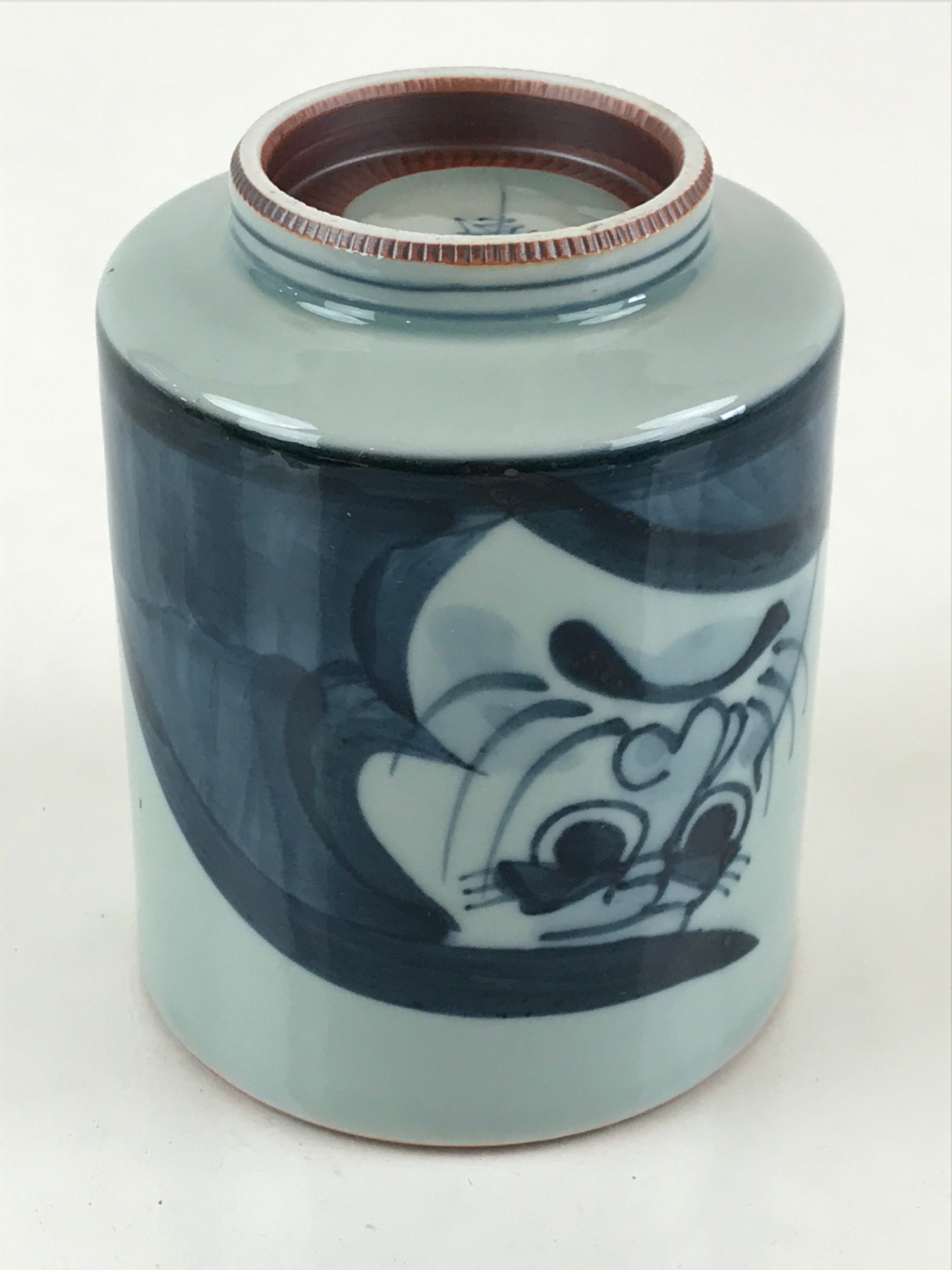 Japanese Porcelain Hasami Ware Teacup Yunomi Vtg Blue Sometsuke Daruma TC325