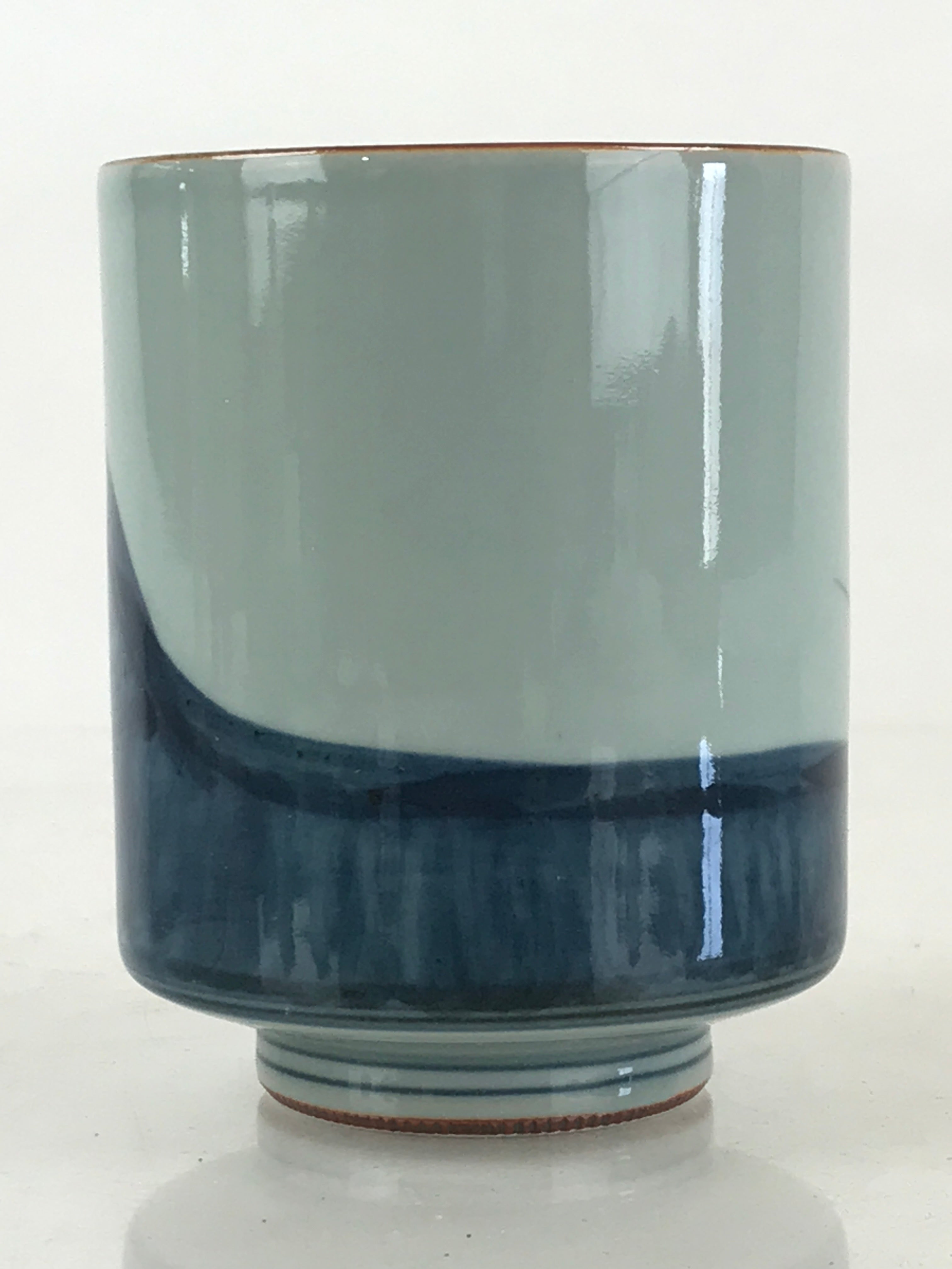 Japanese Porcelain Hasami Ware Teacup Yunomi Vtg Blue Sometsuke Daruma TC326