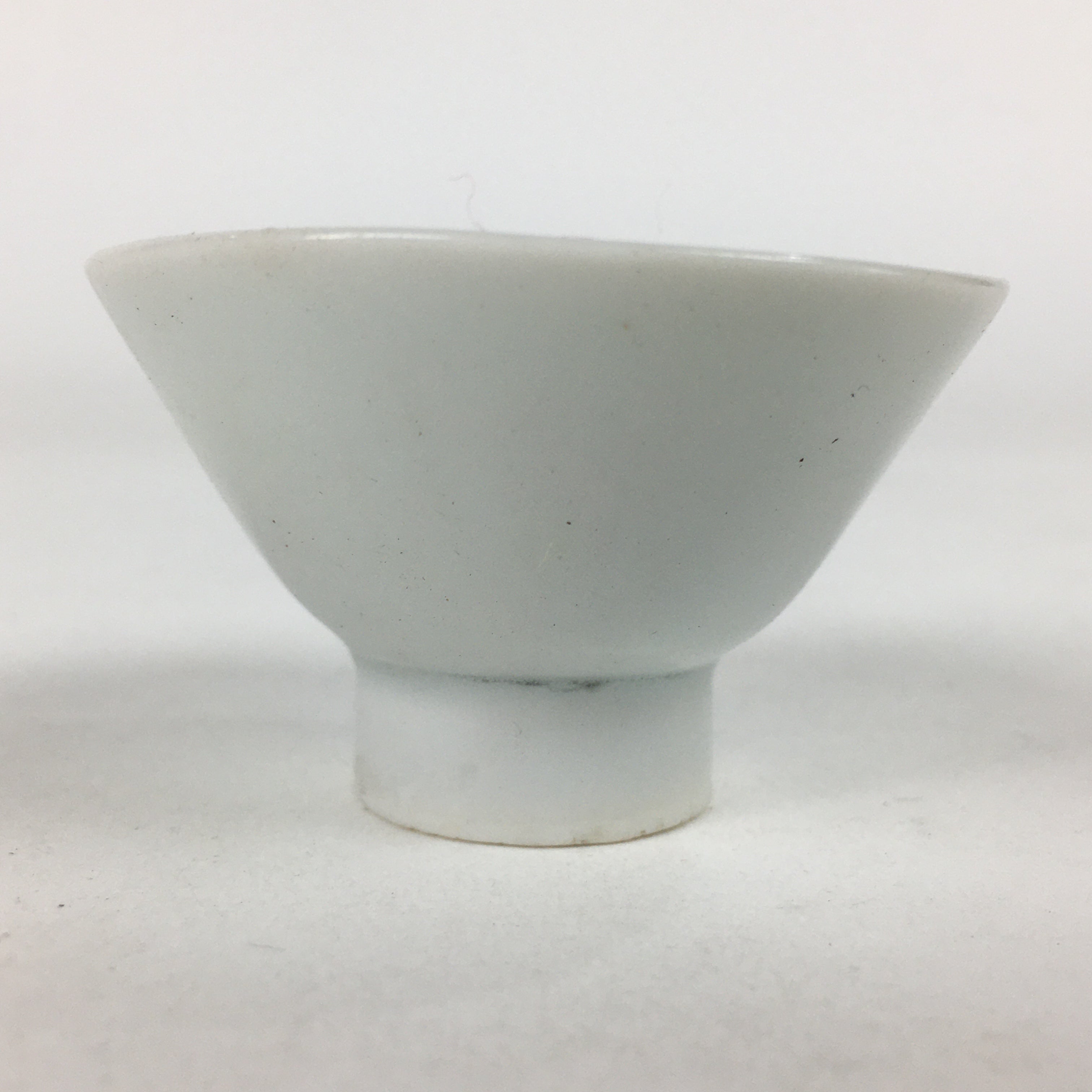 Japanese Porcelain Hidden Picture Sake Cup Geisha Kiyomizu Guinomi Sakazuki G46