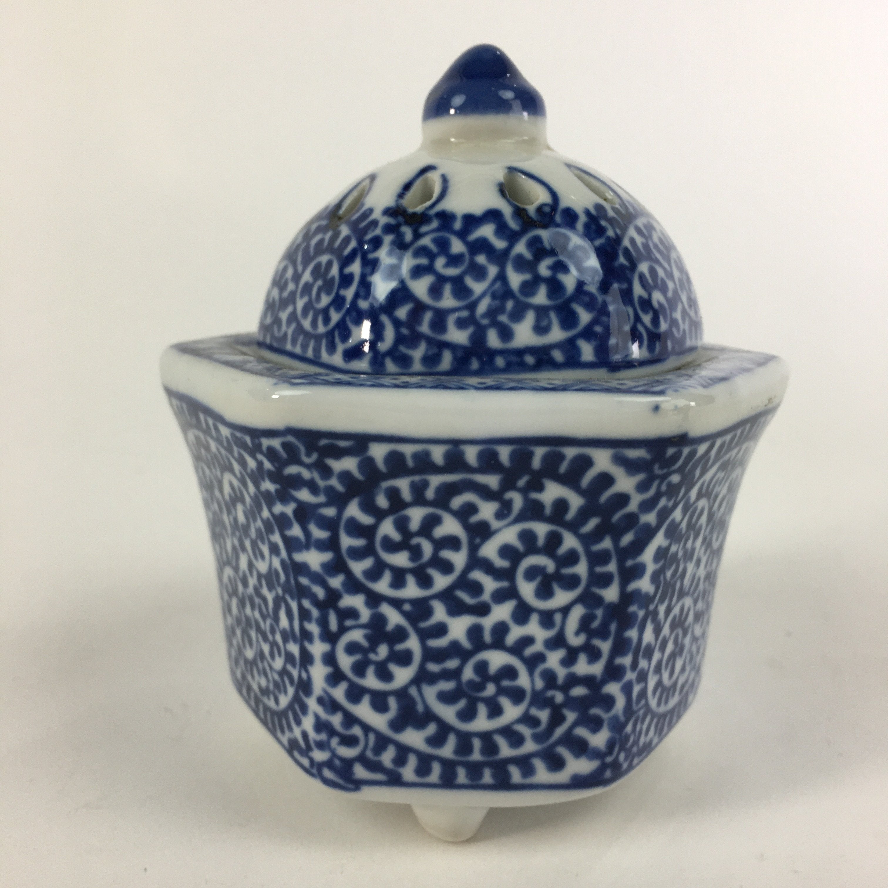 Japanese Porcelain Incense Burner Vtg Sometsuke Koro White Bule BU390