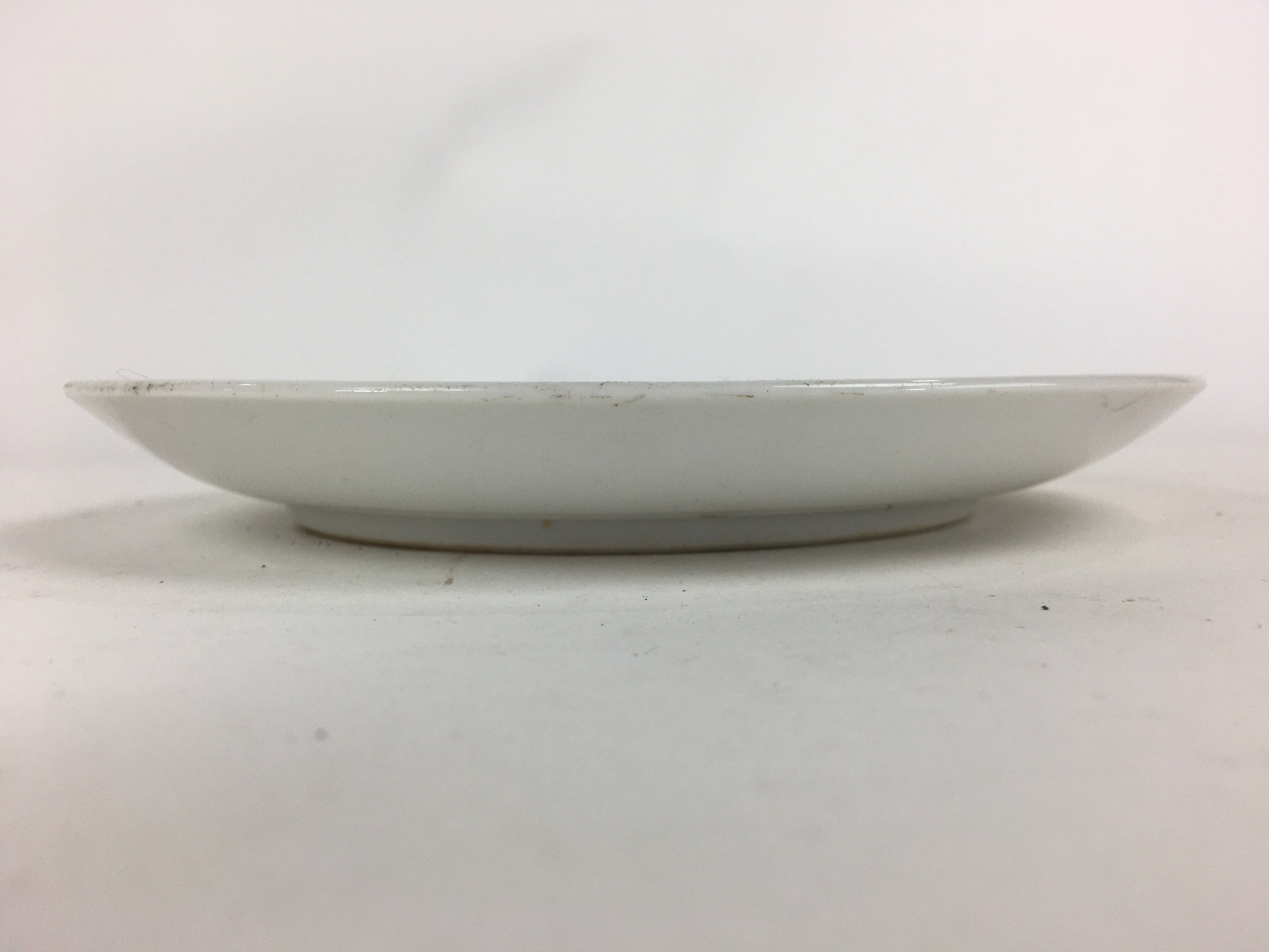 Japanese Porcelain Kutani Ware Plate Vtg White Flower Design Round Sara PP765