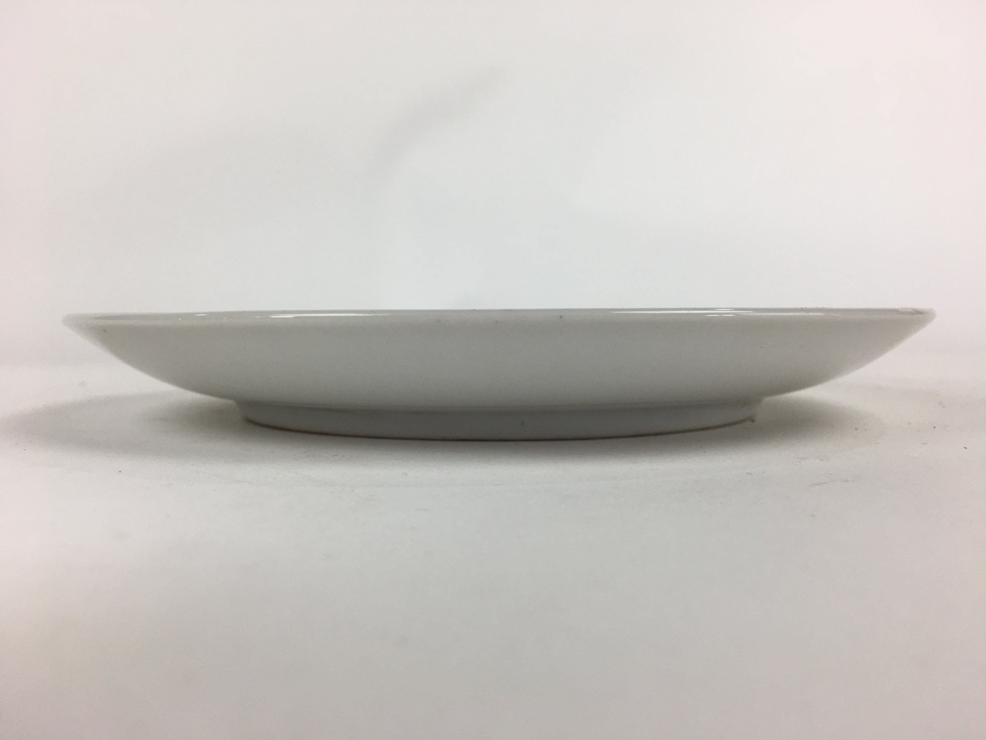 Japanese Porcelain Kutani Ware Plate Vtg White Flower Design Round Sara PP766