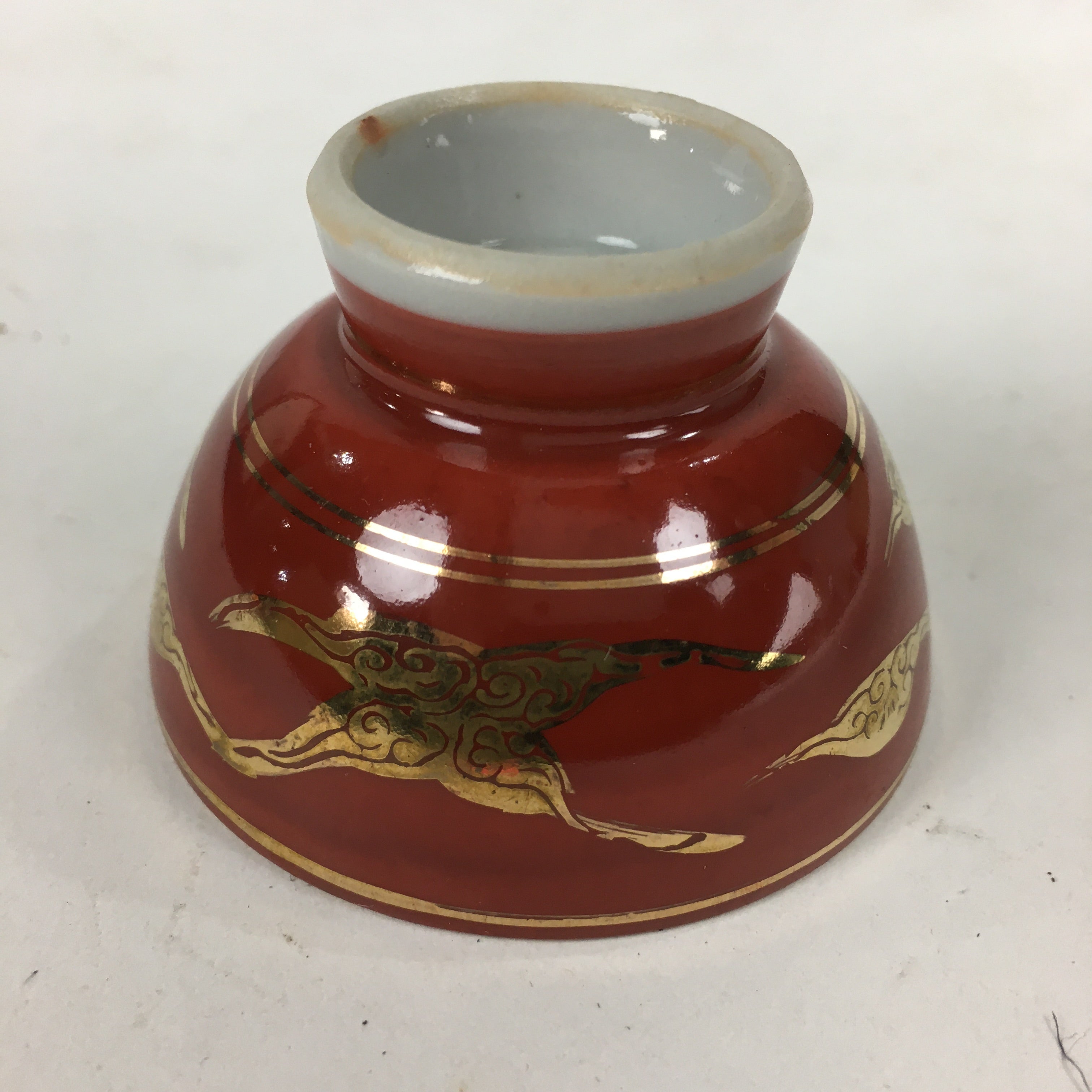 Japanese Porcelain Kutani Ware Sake Cup Vtg Guinomi Ochoko Red Gold Crane GU997