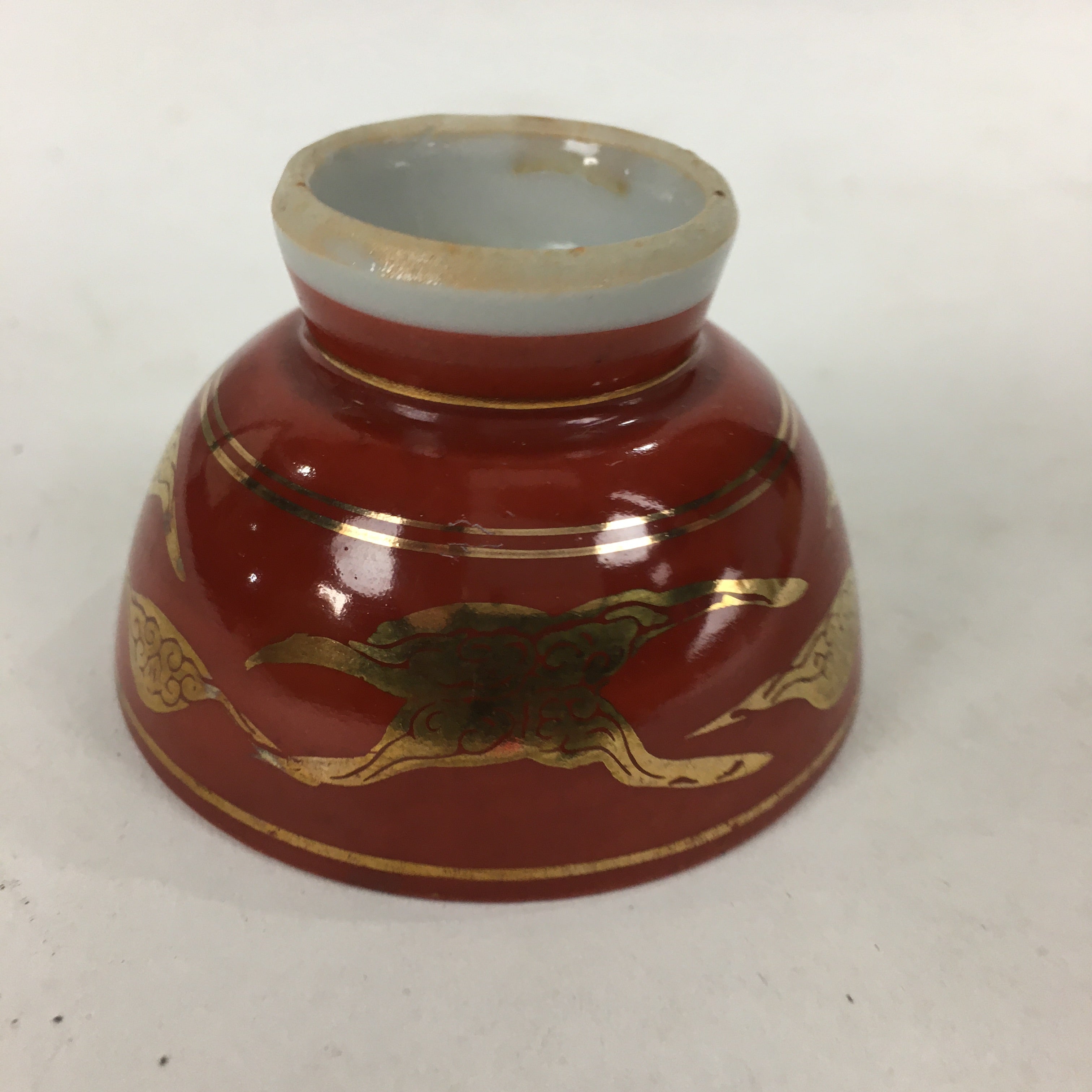 Japanese Porcelain Kutani Ware Sake Cup Vtg Guinomi Ochoko Red Gold Crane GU998