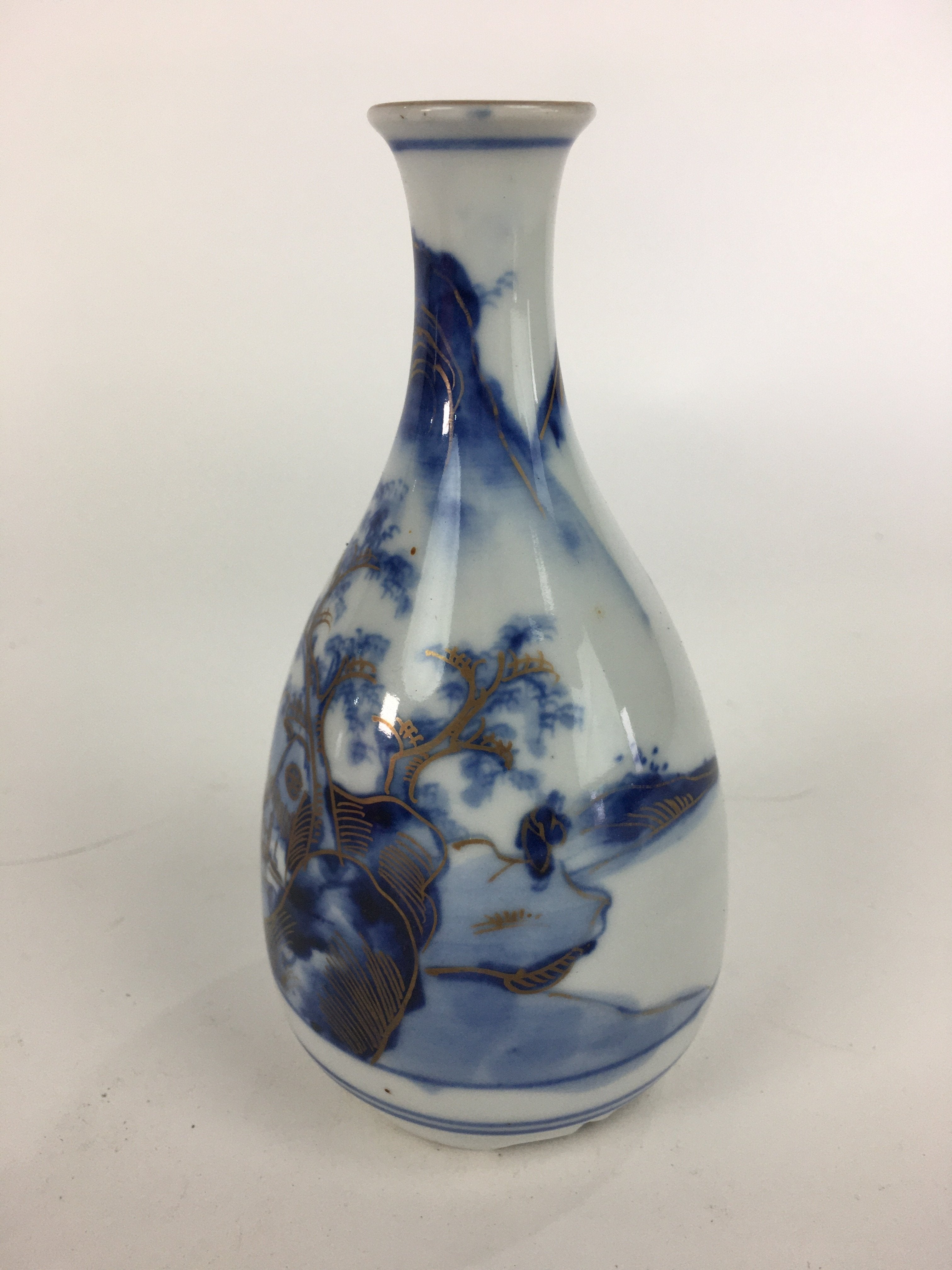 Japanese Porcelain Kutani ware Sake Bottle Tokkuri Vtg Gold Mountain Design TS30