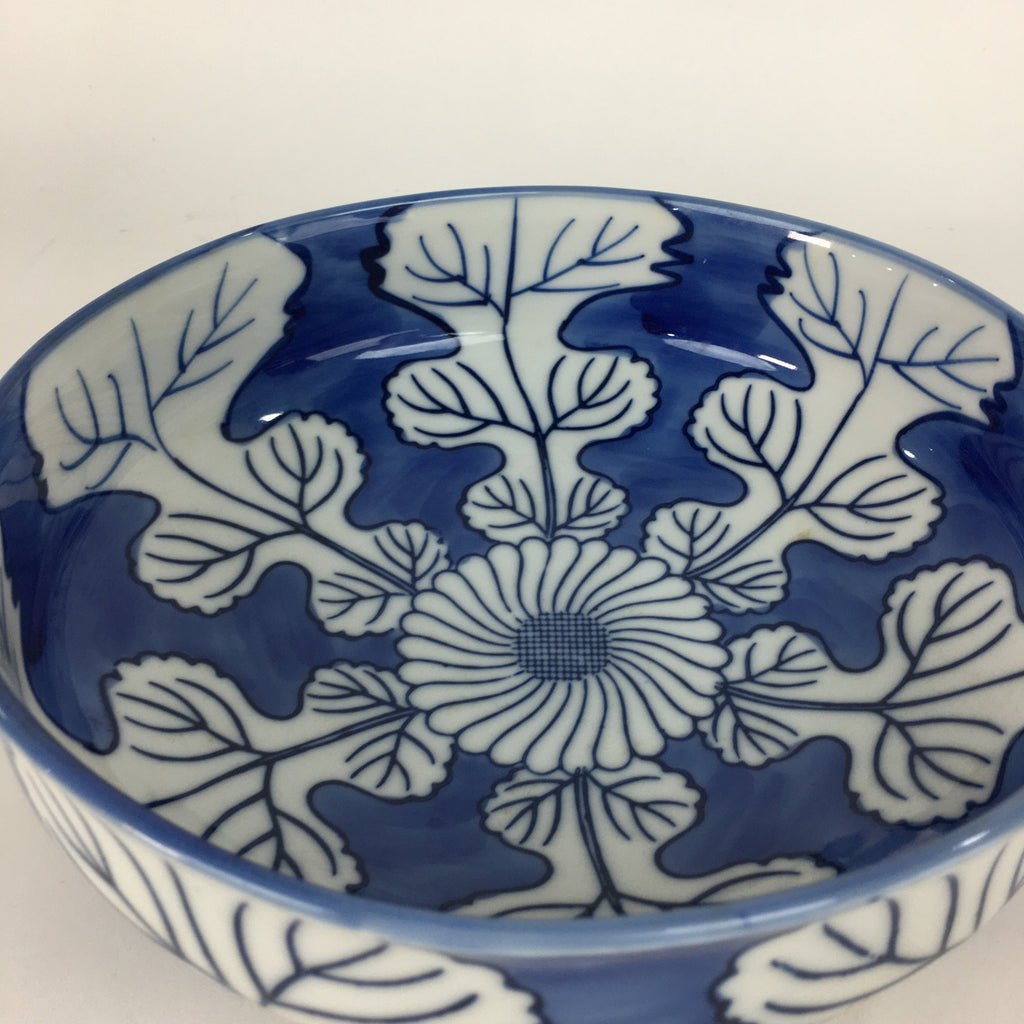 Japanese Porcelain Large Bowl Vtg Blue White Sometsuke Chrysanthemum PP554