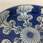 Japanese Porcelain Large Bowl Vtg Blue White Sometsuke Chrysanthemum PP555