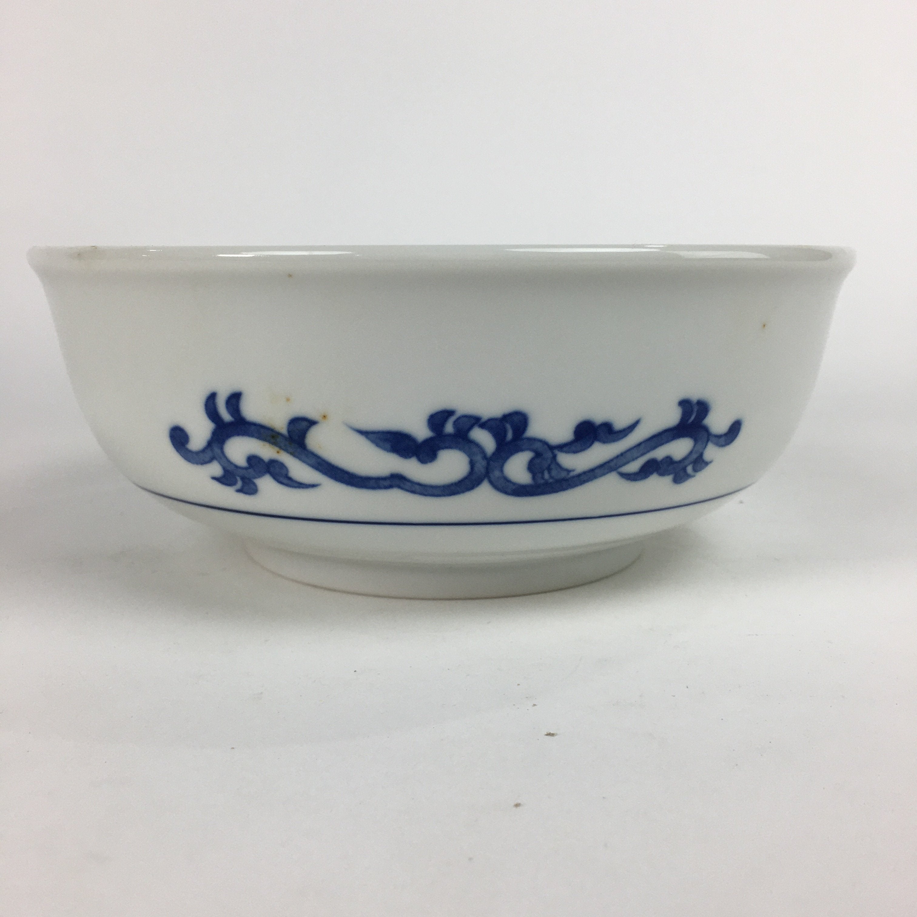 Japanese Porcelain Large Bowl Vtg Pottery White Blue Sometsuke Oobachi PP517