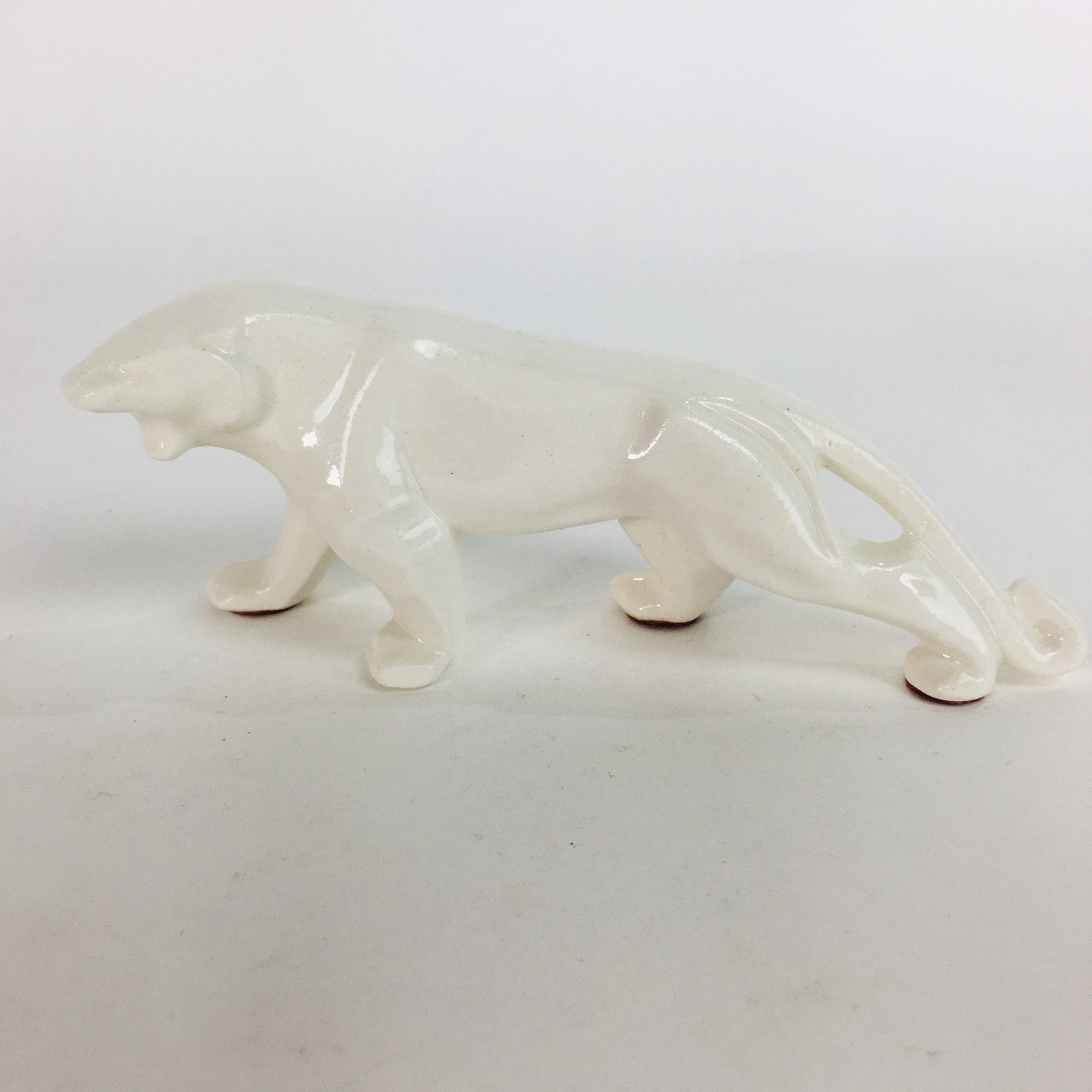 Japanese Pocelain Leopard Figurine Vtg Kokeshi Doll Pottery White Okimono KF567