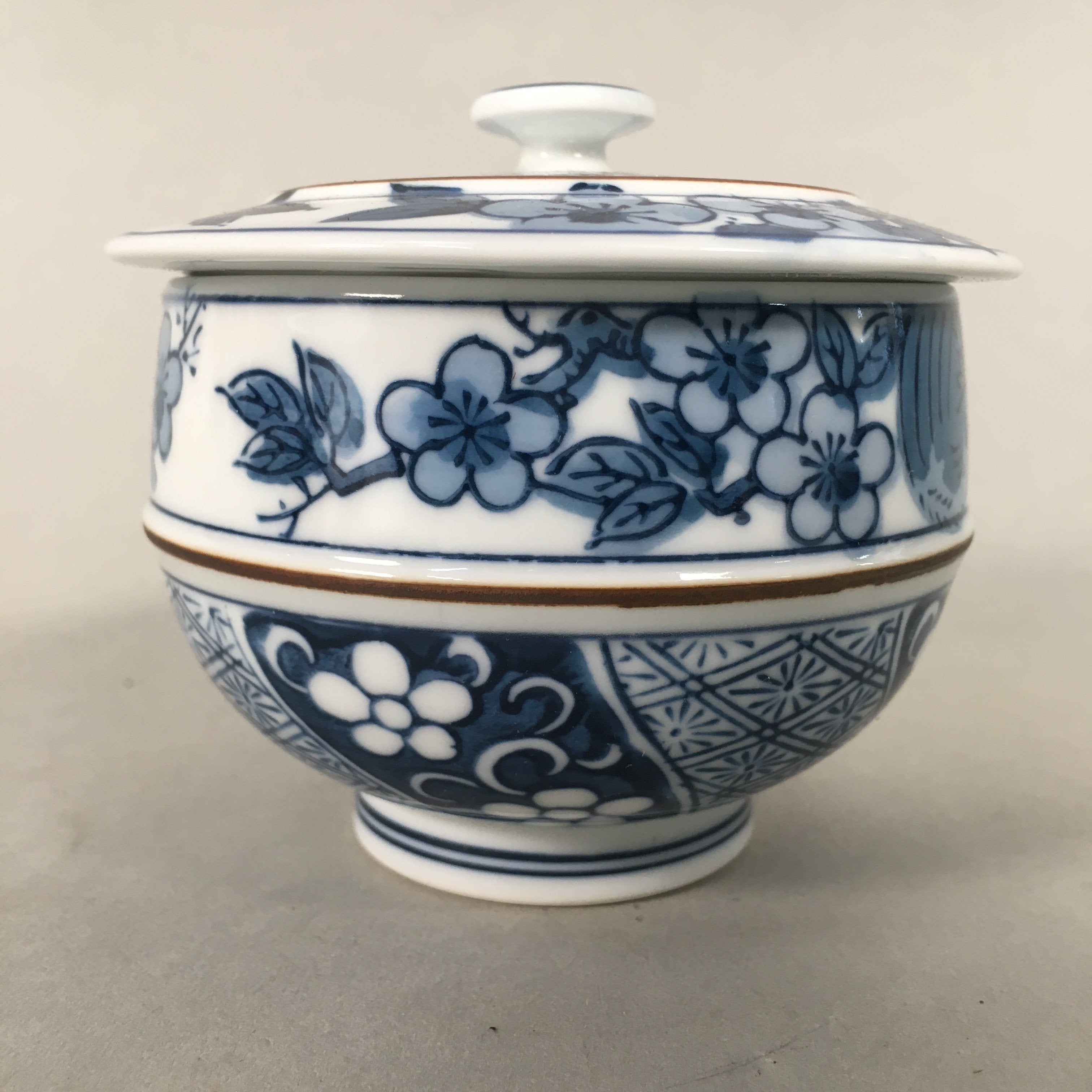 Japanese Porcelain Lidded Teacup Vtg Arita ware Yunomi Blue White Sencha PP416