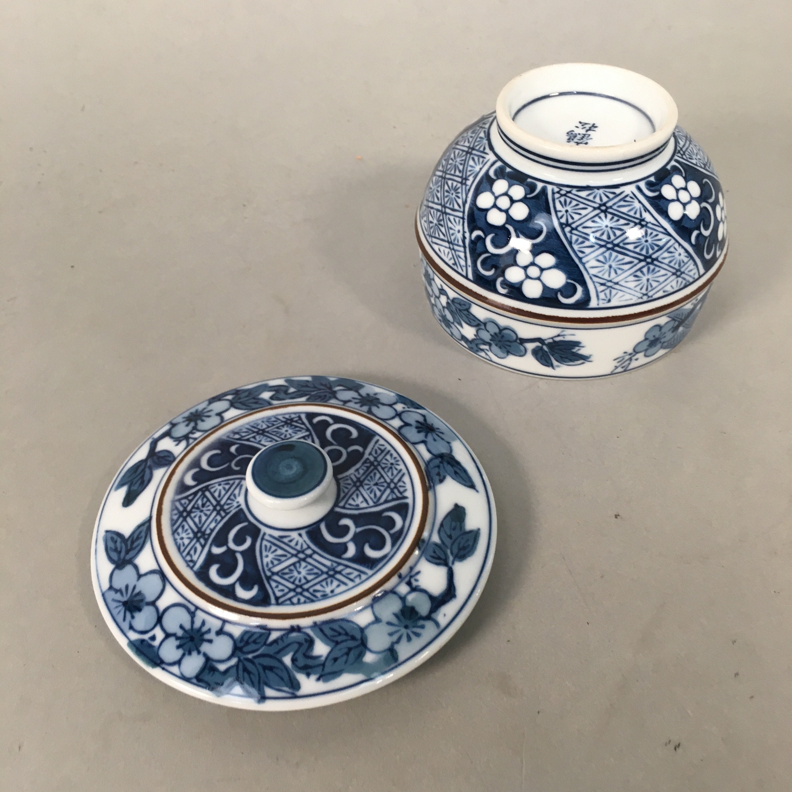 Japanese Porcelain Lidded Teacup Vtg Arita ware Yunomi Blue White Sencha PP417