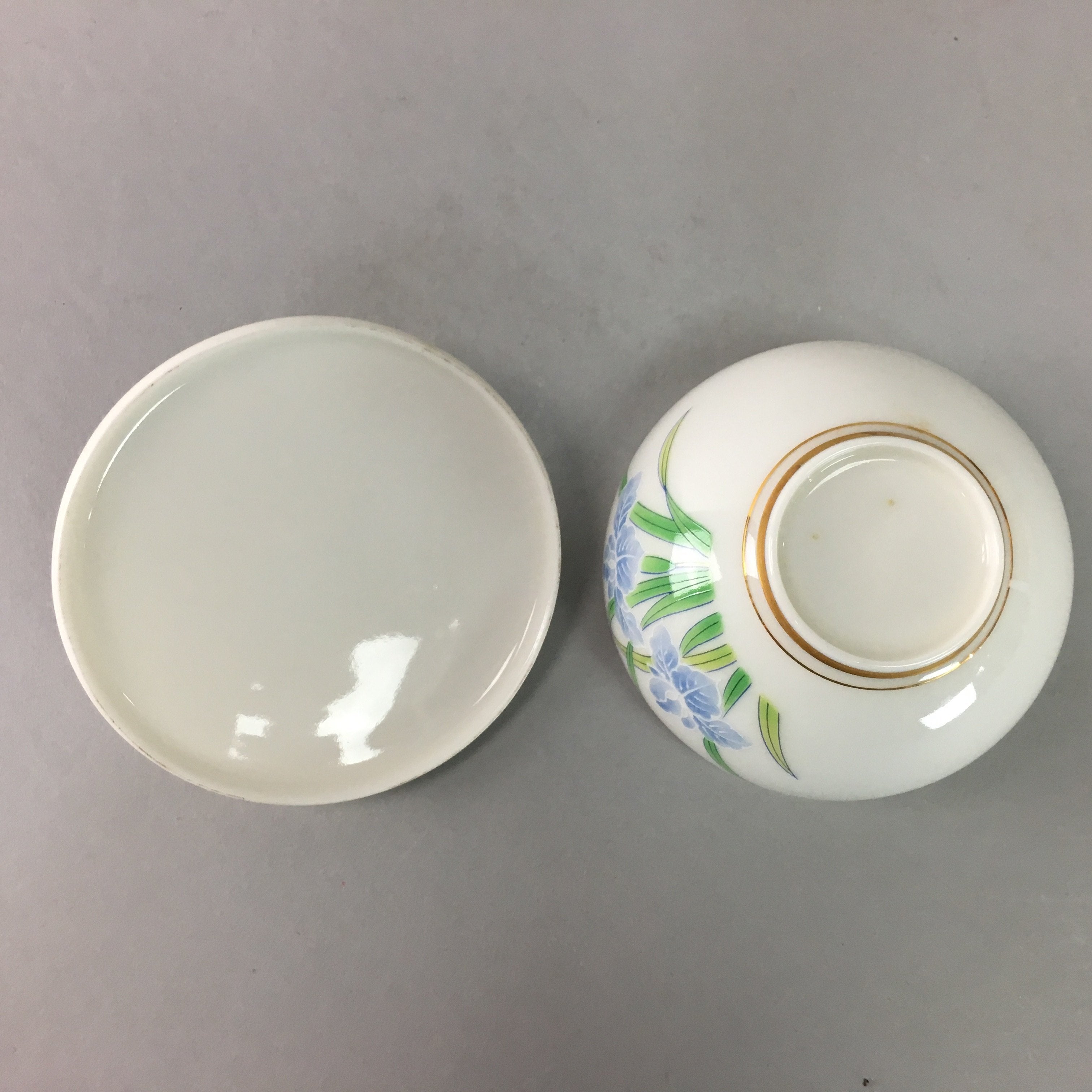 Japanese Porcelain Lidded Teacup Vtg Yunomi Floral Iris Flower Gold QT53