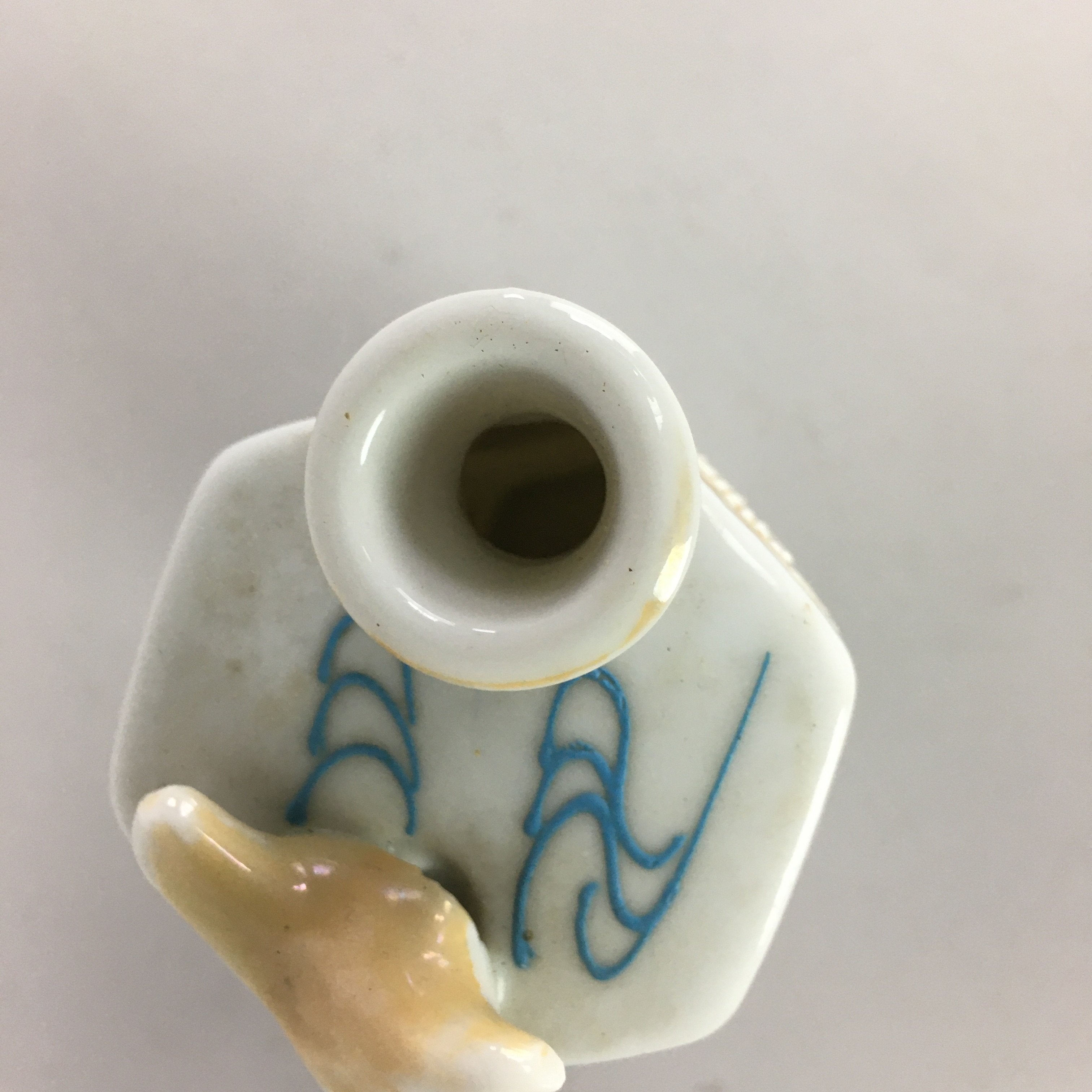 Japanese Porcelain Liquid Bottle Vtg Pottery Bottle White Hakkou-Ichiu BU438