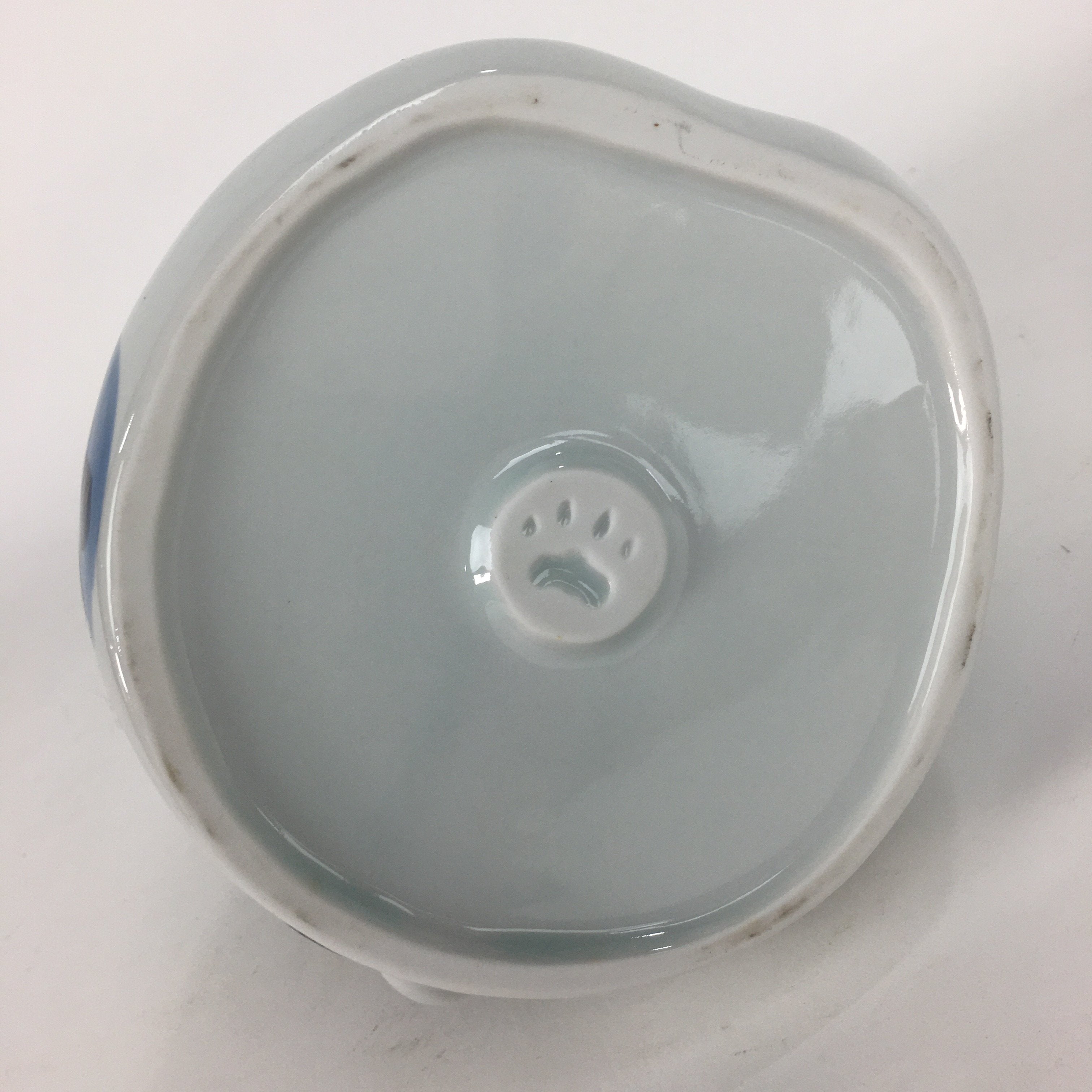 Japanese Porcelain Mosquito Coil Holder Vtg Beckoning Cat Maneki-Neko PP570