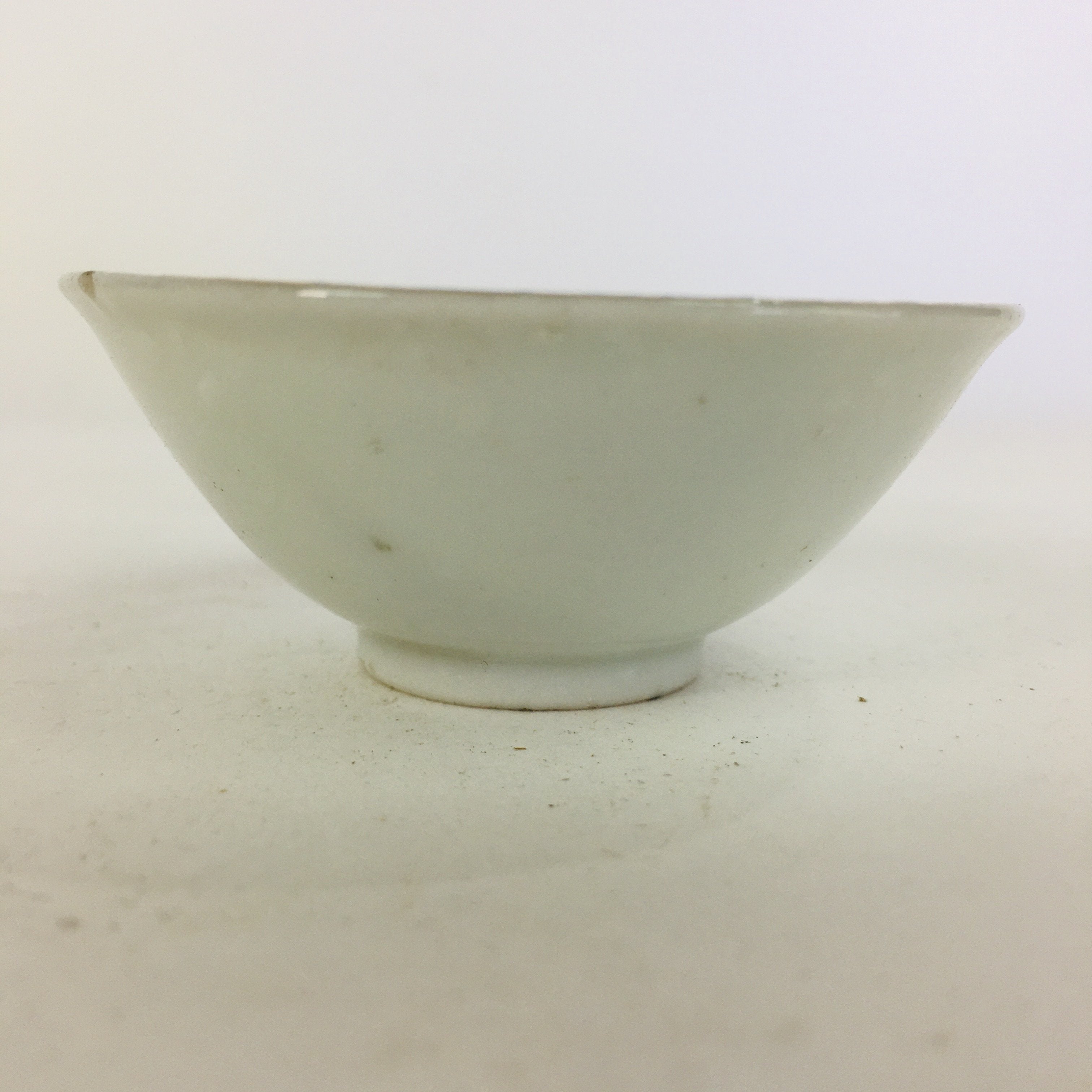 Japanese Porcelain New Year Sake Cup Vtg Guinomi Ochoko Fortunate Design GU936