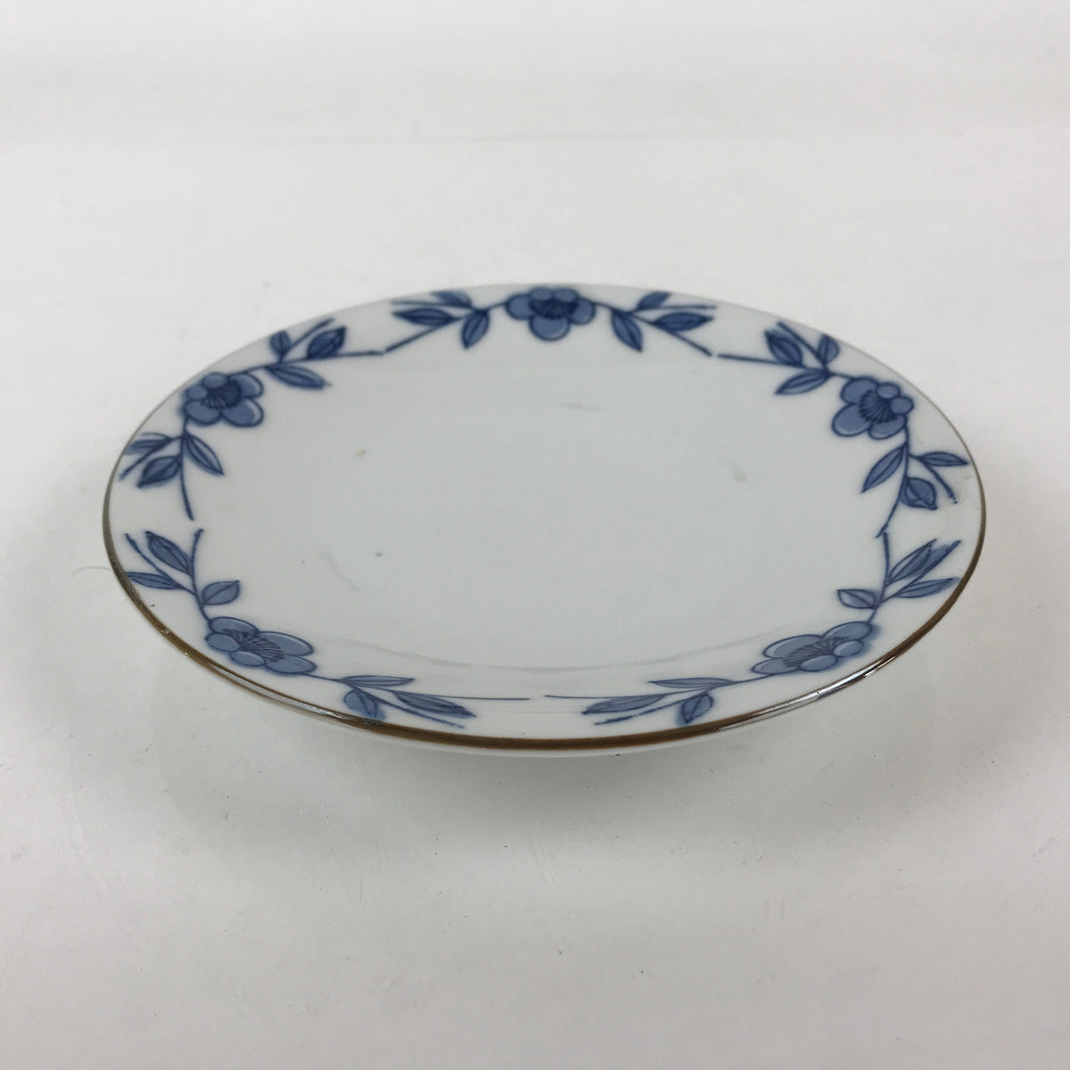 Japanese Porcelain Plate Blue Sometsuke Plum blossoms Flower Pattern Sara PY243