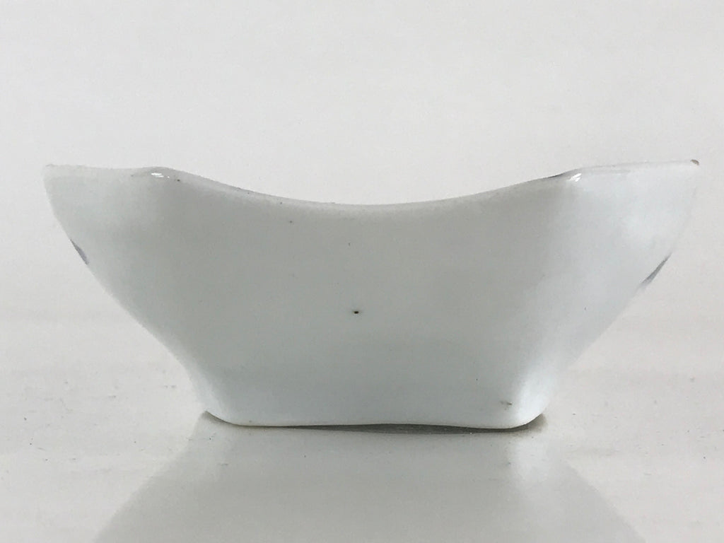 Japanese Porcelain Plate Boat Shape White Sometsuke Blue Sansui Kozara PY203