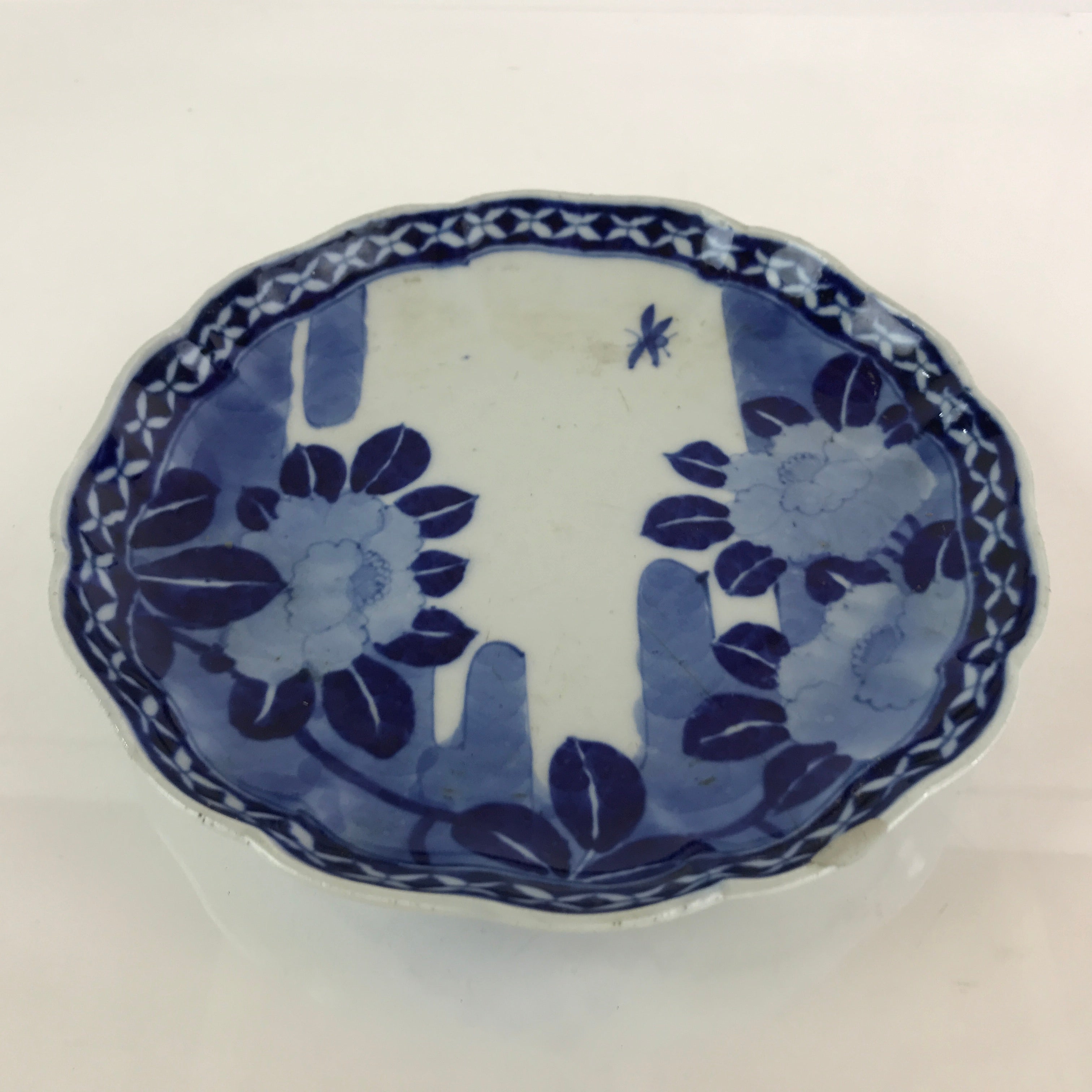 Japanese Porcelain Plate Vtg Blue Sometsuke Camellia Flower Bee Sara PY145
