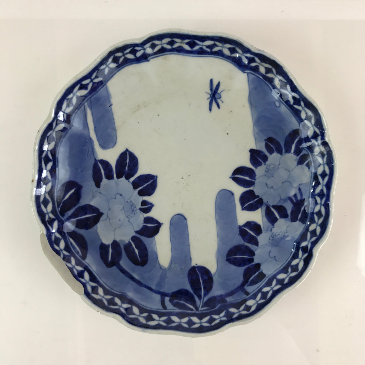 Japanese Porcelain Plate Vtg Blue Sometsuke Camellia Flower Bee Sara PY148