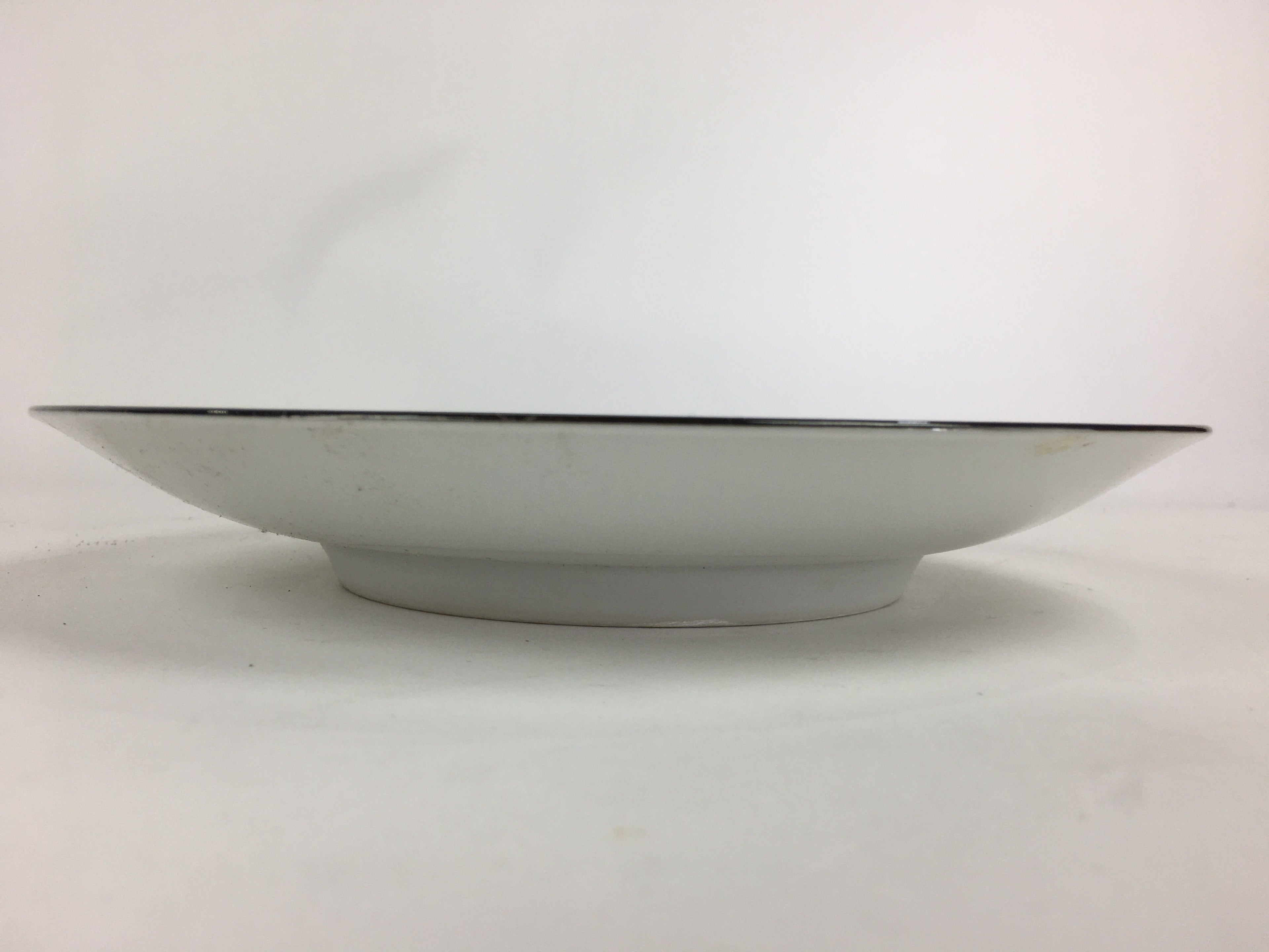 Japanese Porcelain Plate Vtg Blue Sometsuke Flower Design Round Sara PP764