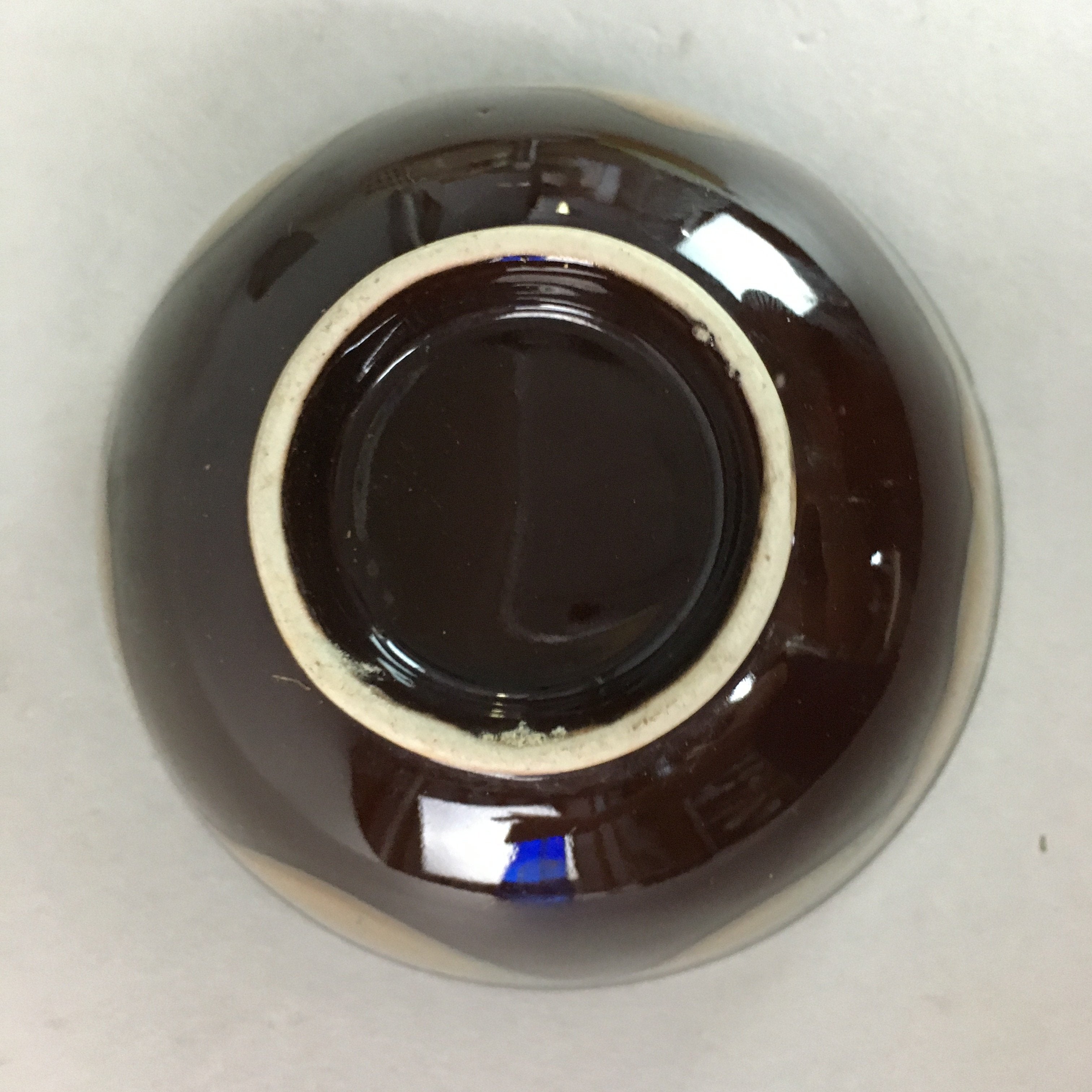 Japanese Porcelain Rice Bowl Vtg Brown Chawan Shiny Smooth Flowing PT774