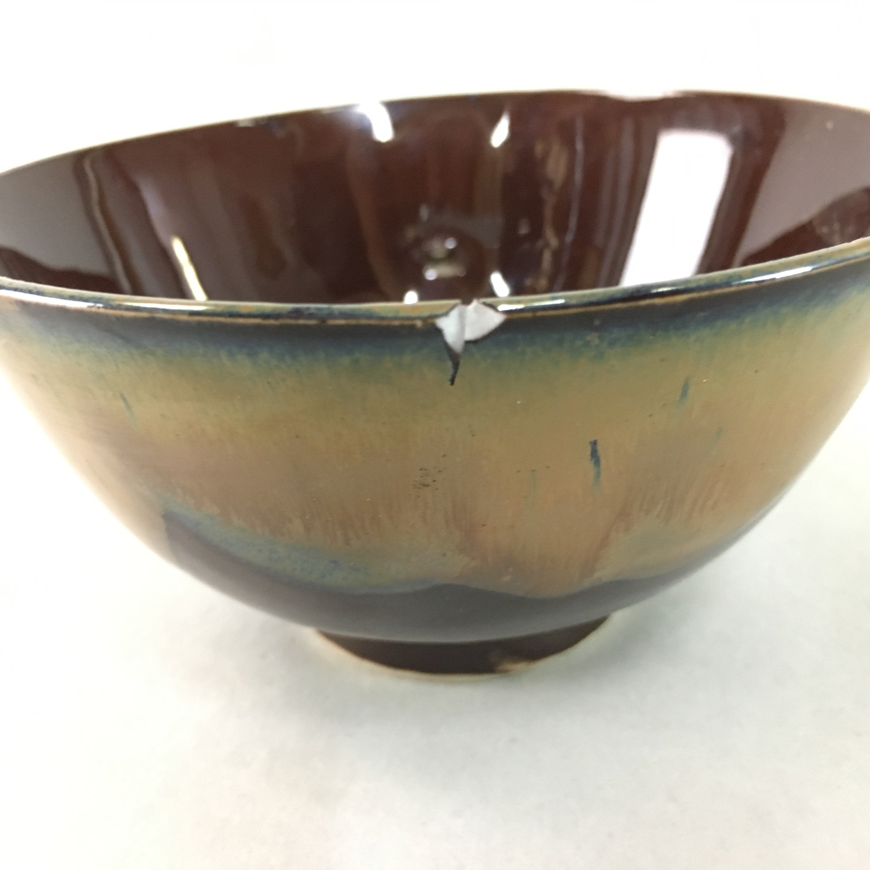 Japanese Porcelain Rice Bowl Vtg Brown Chawan Shiny Smooth Flowing PT774