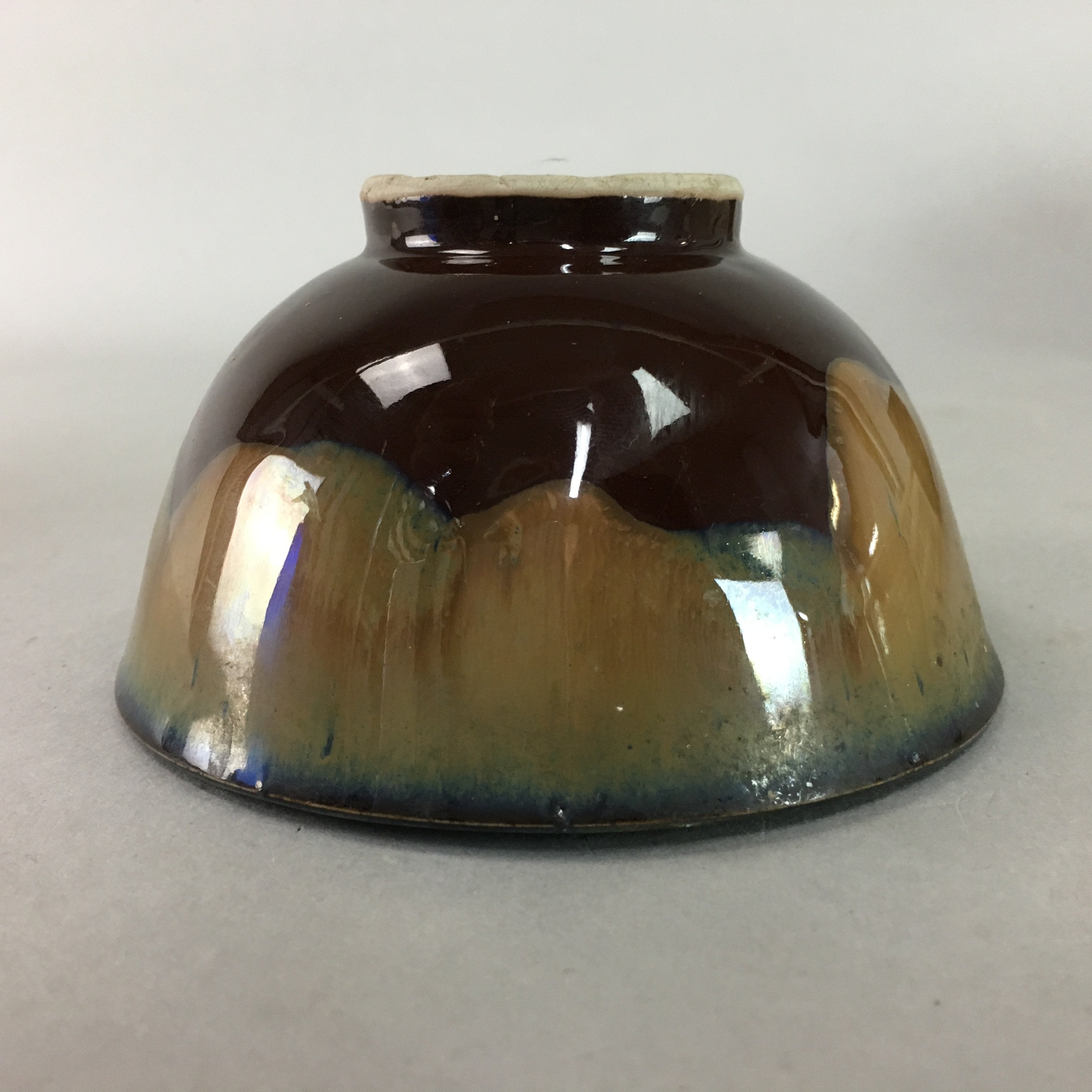 Japanese Porcelain Rice Bowl Vtg Brown Chawan Shiny Smooth Flowing PT775