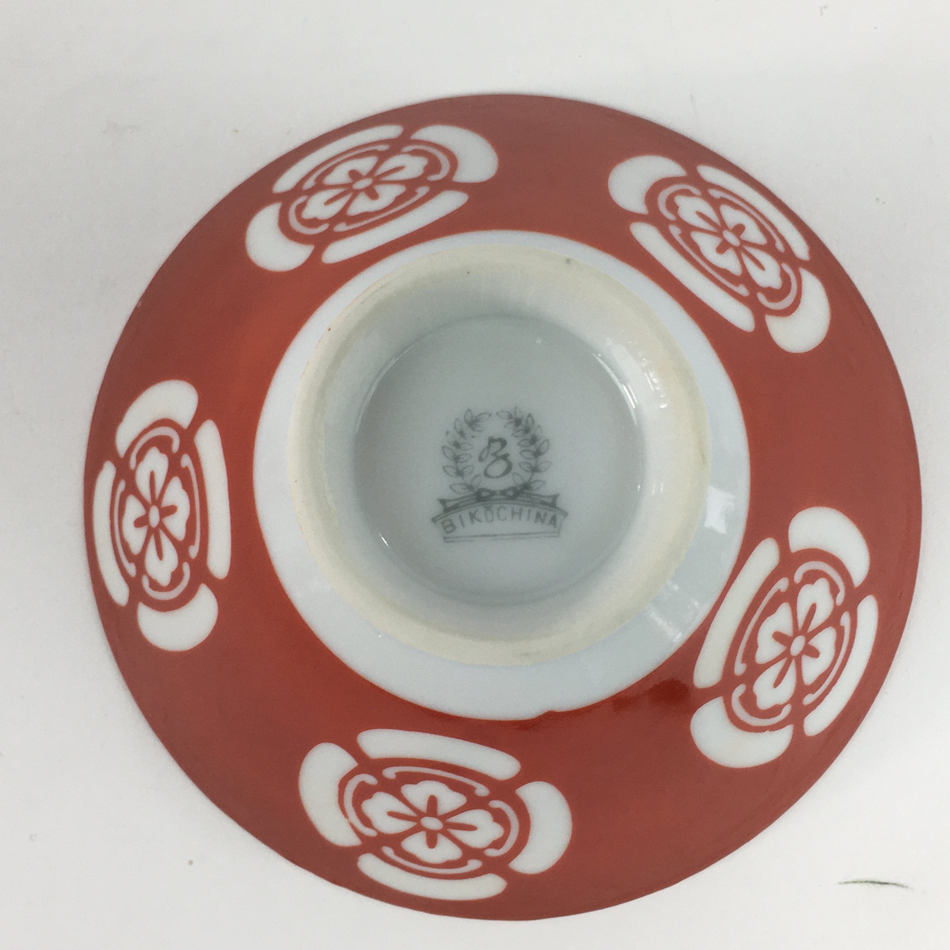 Japanese Porcelain Rice Bowl Vtg Chawan Bikochina Red Flower Sometsuke QT113