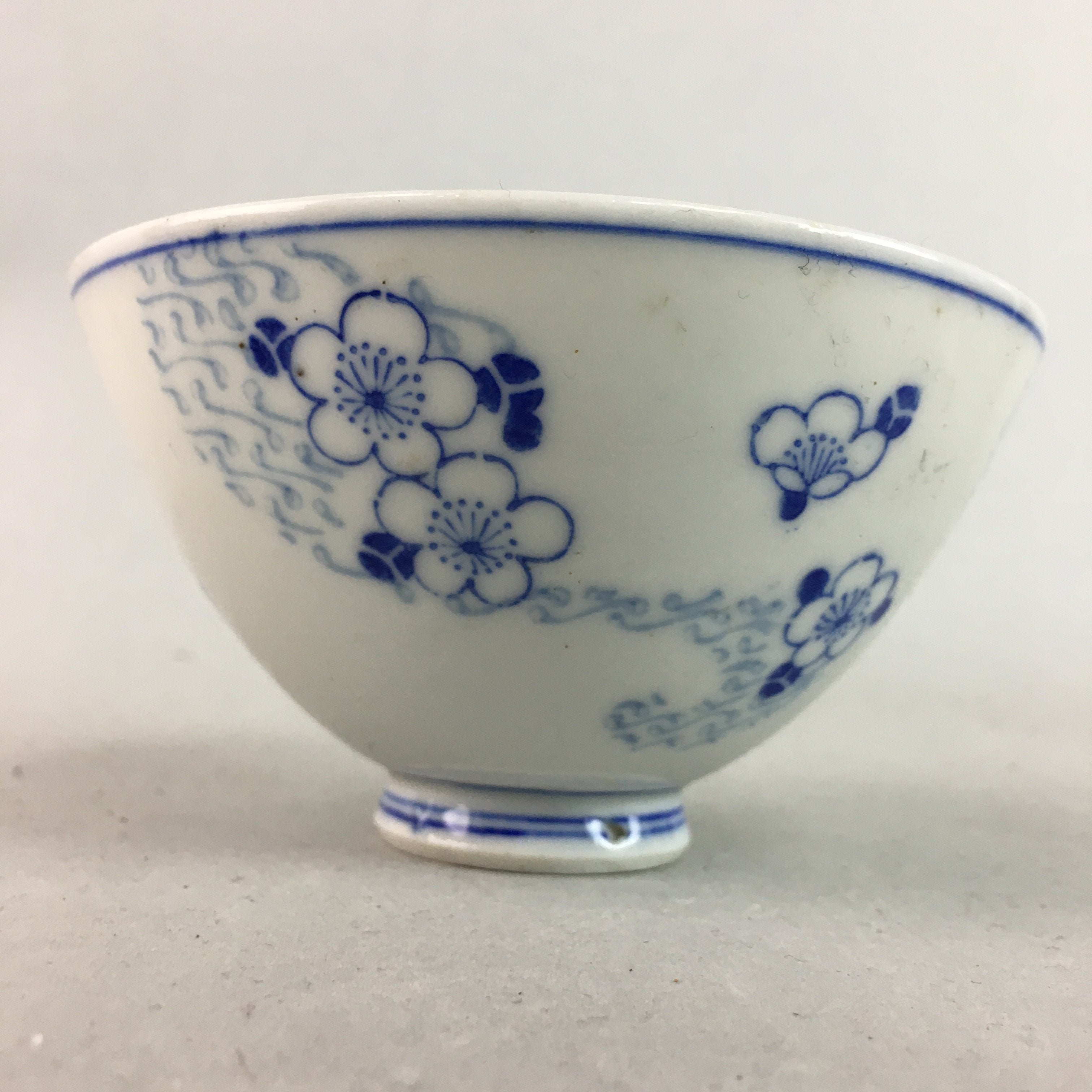 Japanese Porcelain Rice Bowl Vtg Chawan Blue White Floral Sometsuke PP212