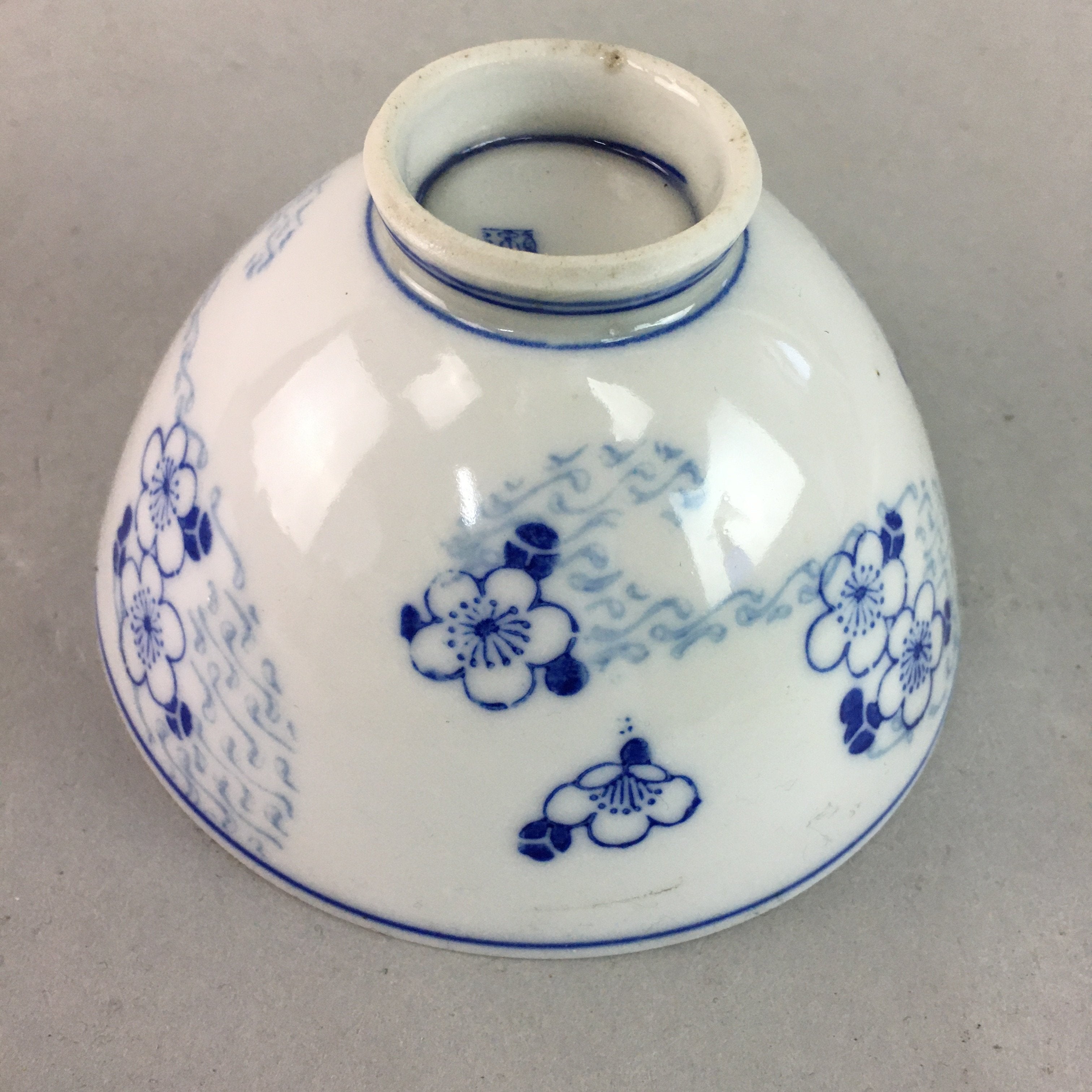 Japanese Porcelain Rice Bowl Vtg Chawan Blue White Floral Sometsuke PP212