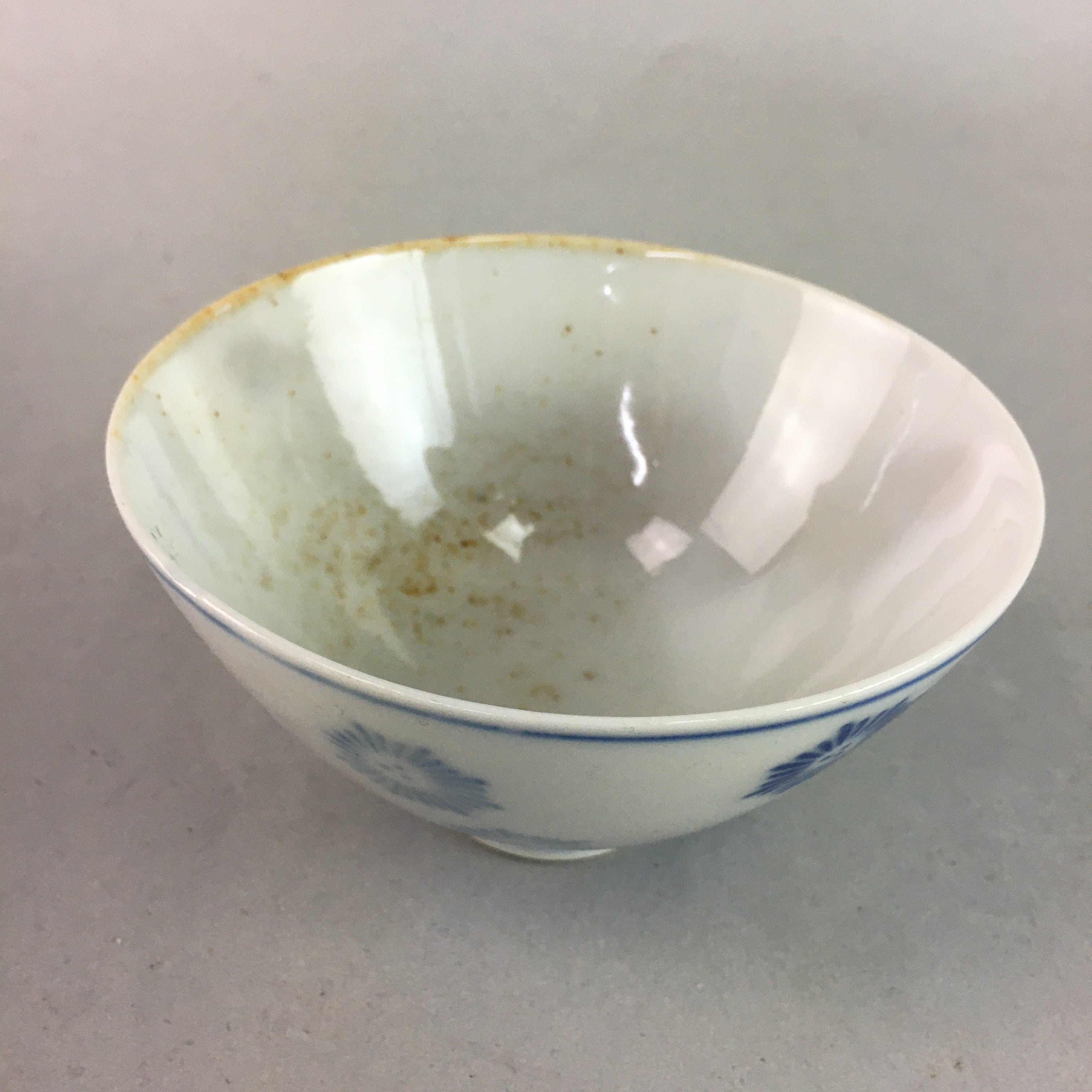 Japanese Porcelain Rice Bowl Vtg Chawan Blue White Floral Sometsuke PP214
