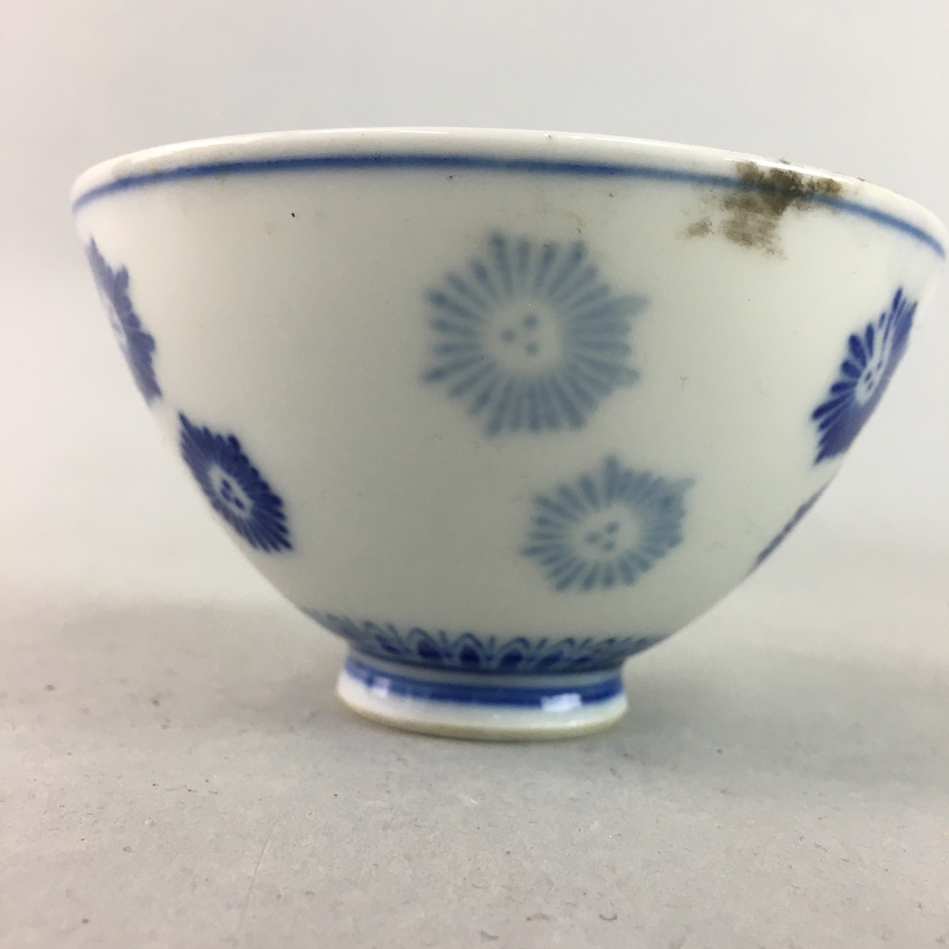 Japanese Porcelain Rice Bowl Vtg Chawan Blue White Floral Sometsuke PP217