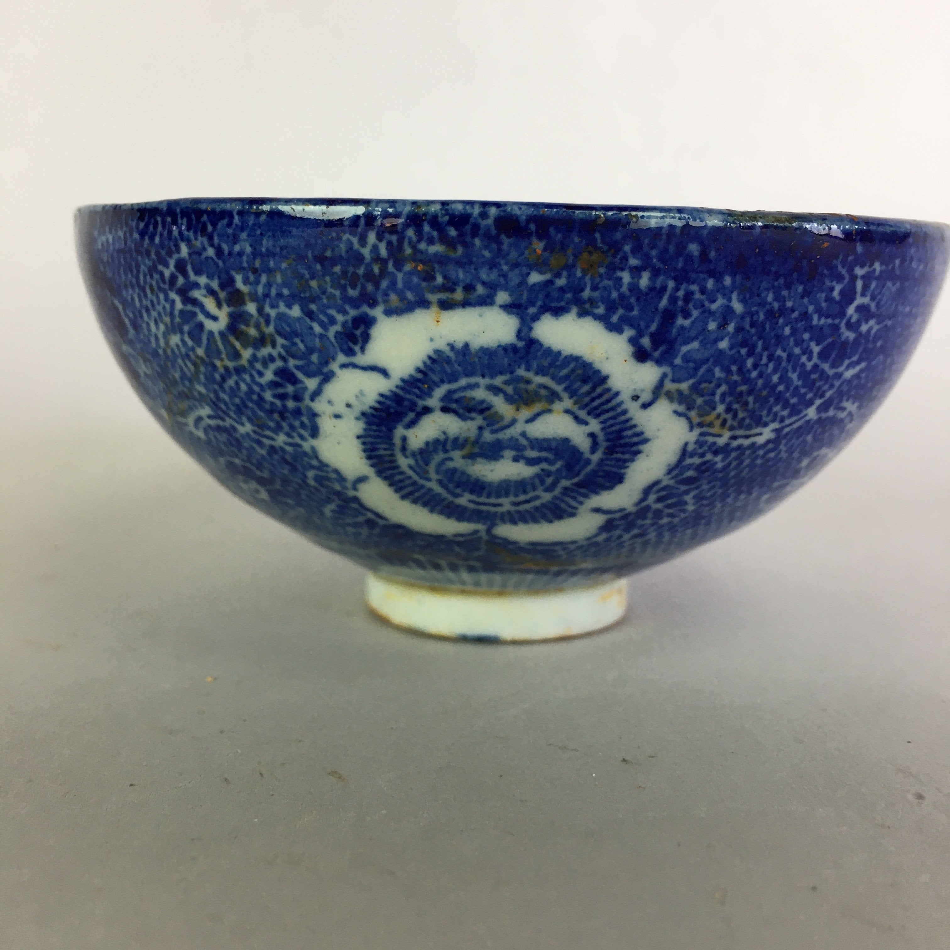 Japanese Porcelain Rice Bowl Vtg Chawan Blue White Flower Sometsuke PP477