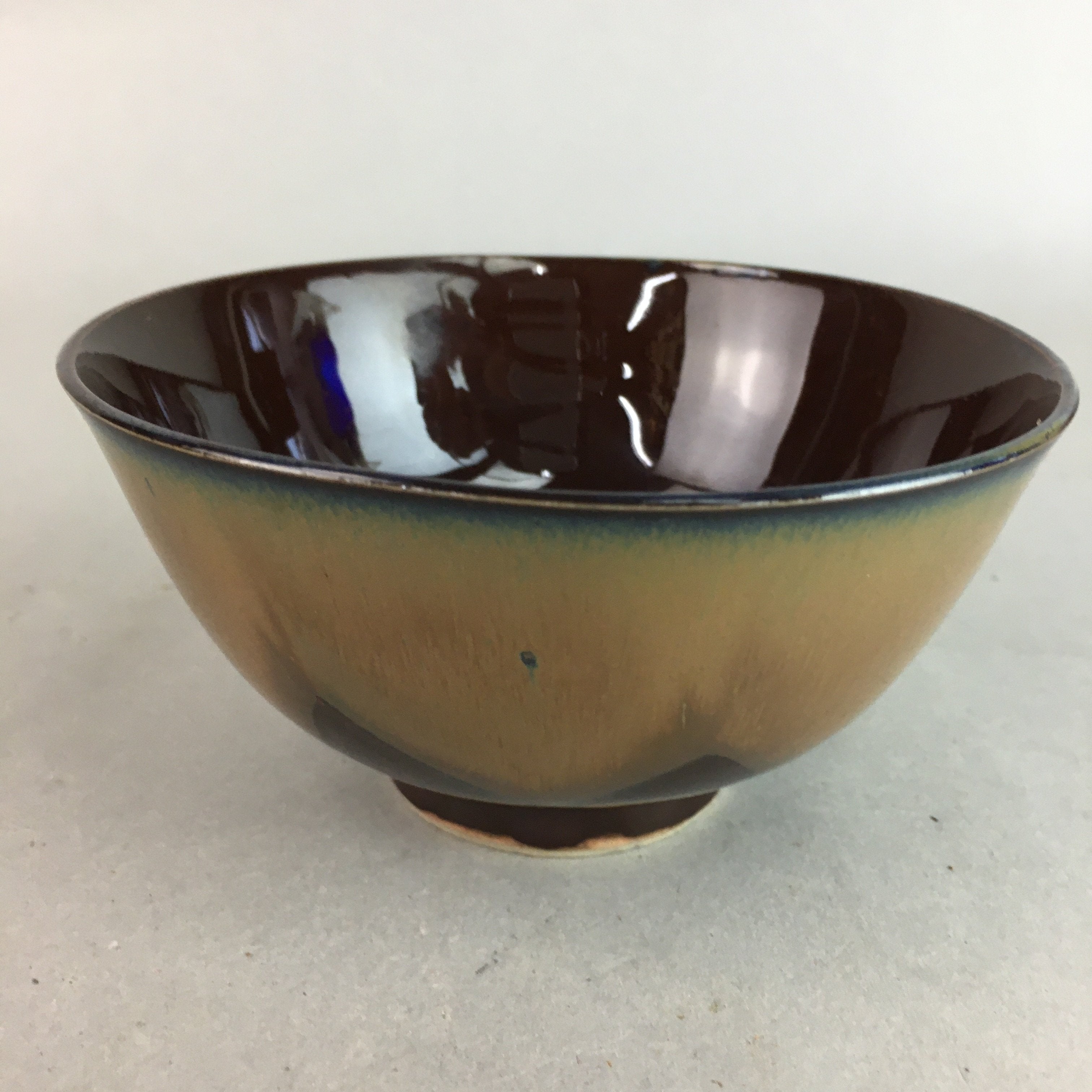 Japanese Porcelain Rice Bowl Vtg Chawan Brown Shiny Smooth Flowing Glaze PP294