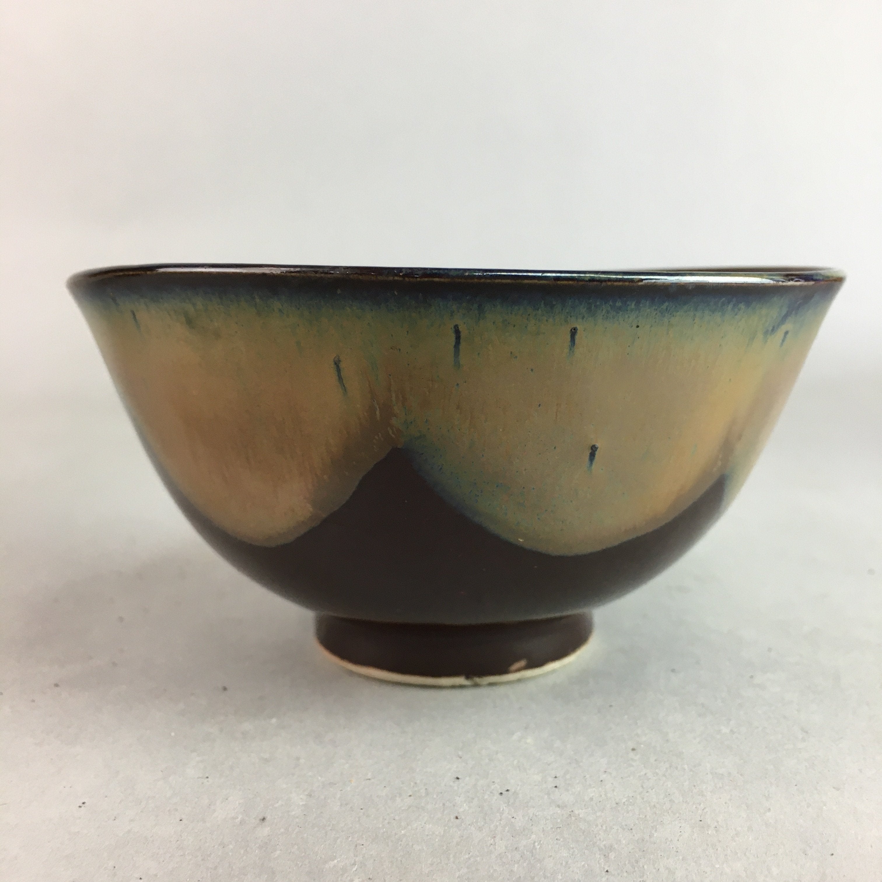 Japanese Porcelain Rice Bowl Vtg Chawan Brown Shiny Smooth Flowing Glaze PP295